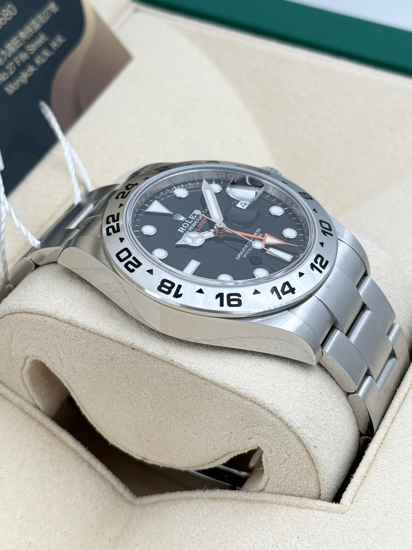 Rolex EXPLORER II 226570