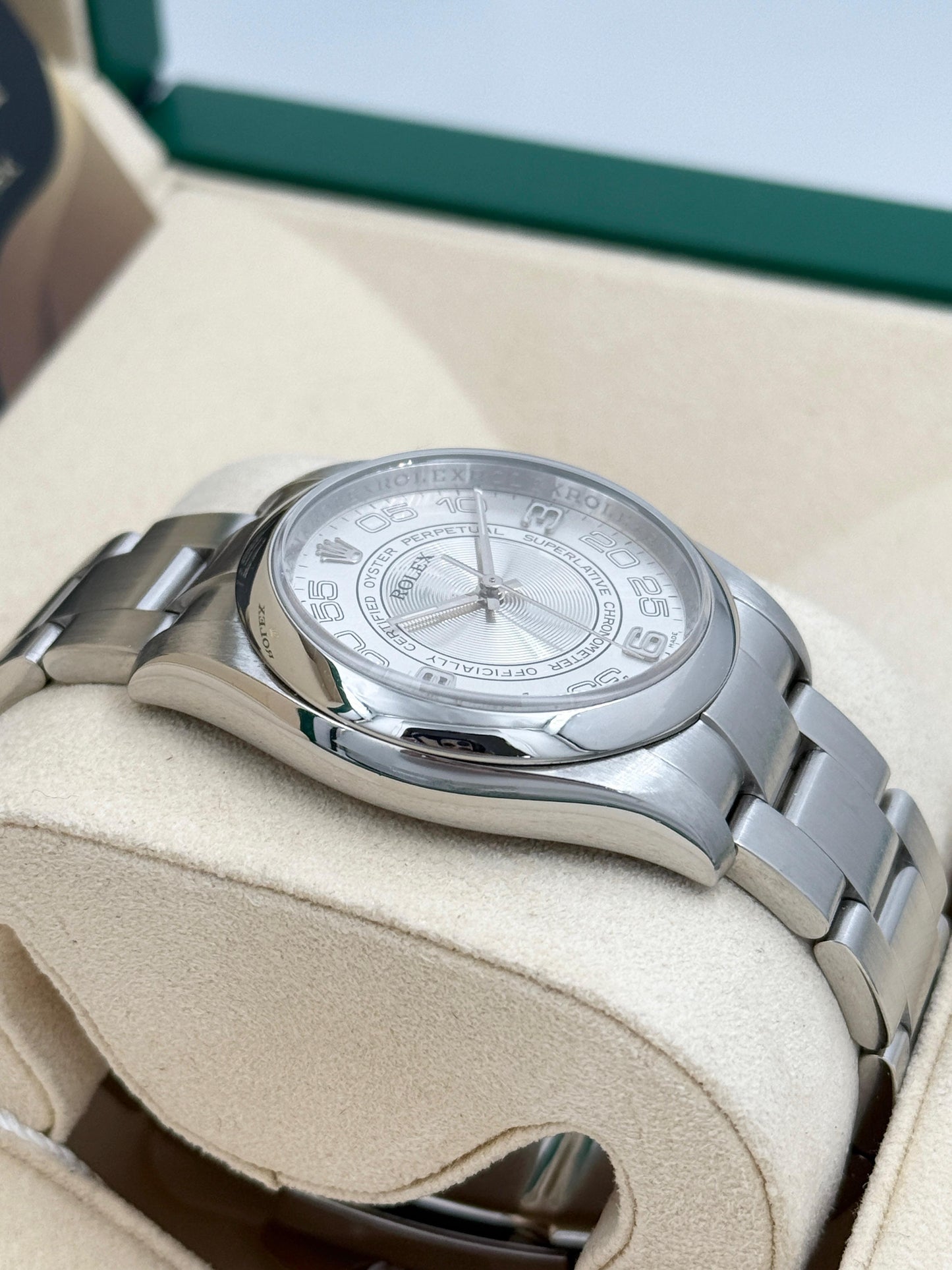 Rolex 勞力士 OYSTER PERPETUAL 116000 2010年