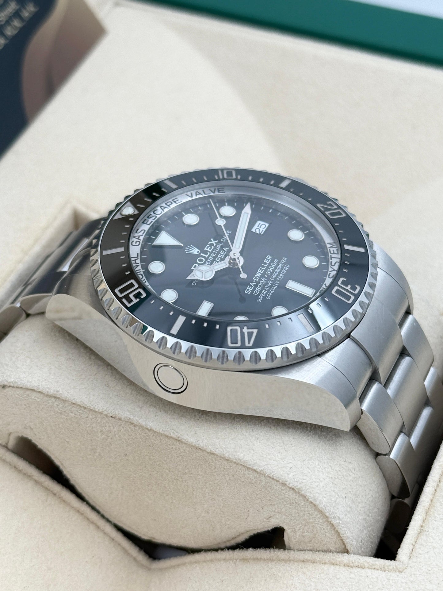 ROLEX 勞力士 DEEP SEA 126660 2021年