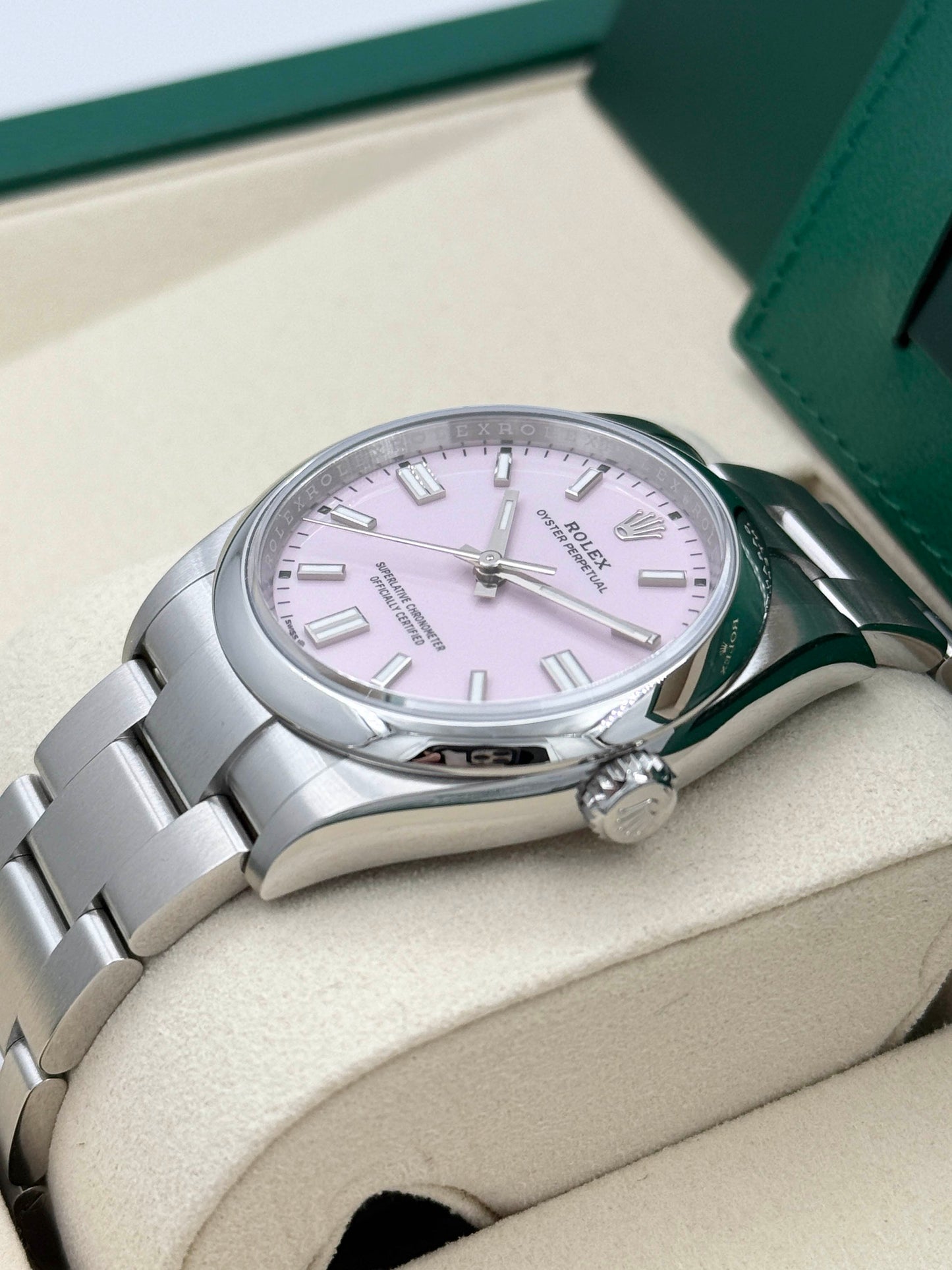 全新 NEW ROLEX 勞力士 OYSTER PERPETUAL 126000 糖果粉紅色 2025年9月