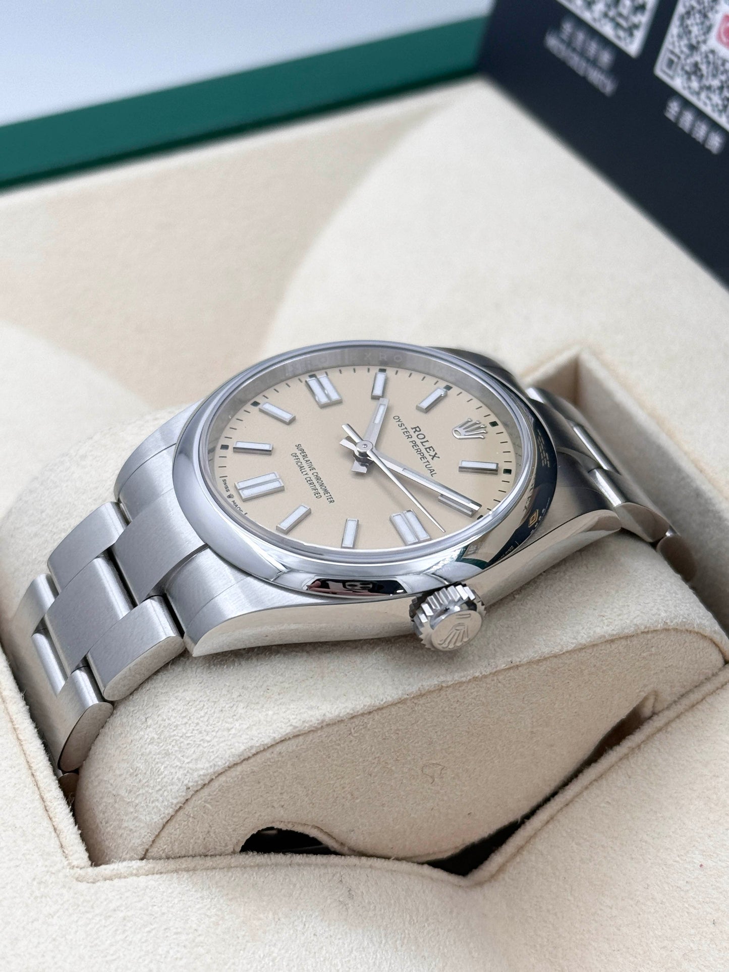 全新 NEW ROLEX 勞力士 OYSTER PERPETUAL 134300 米黃色 2025年9月