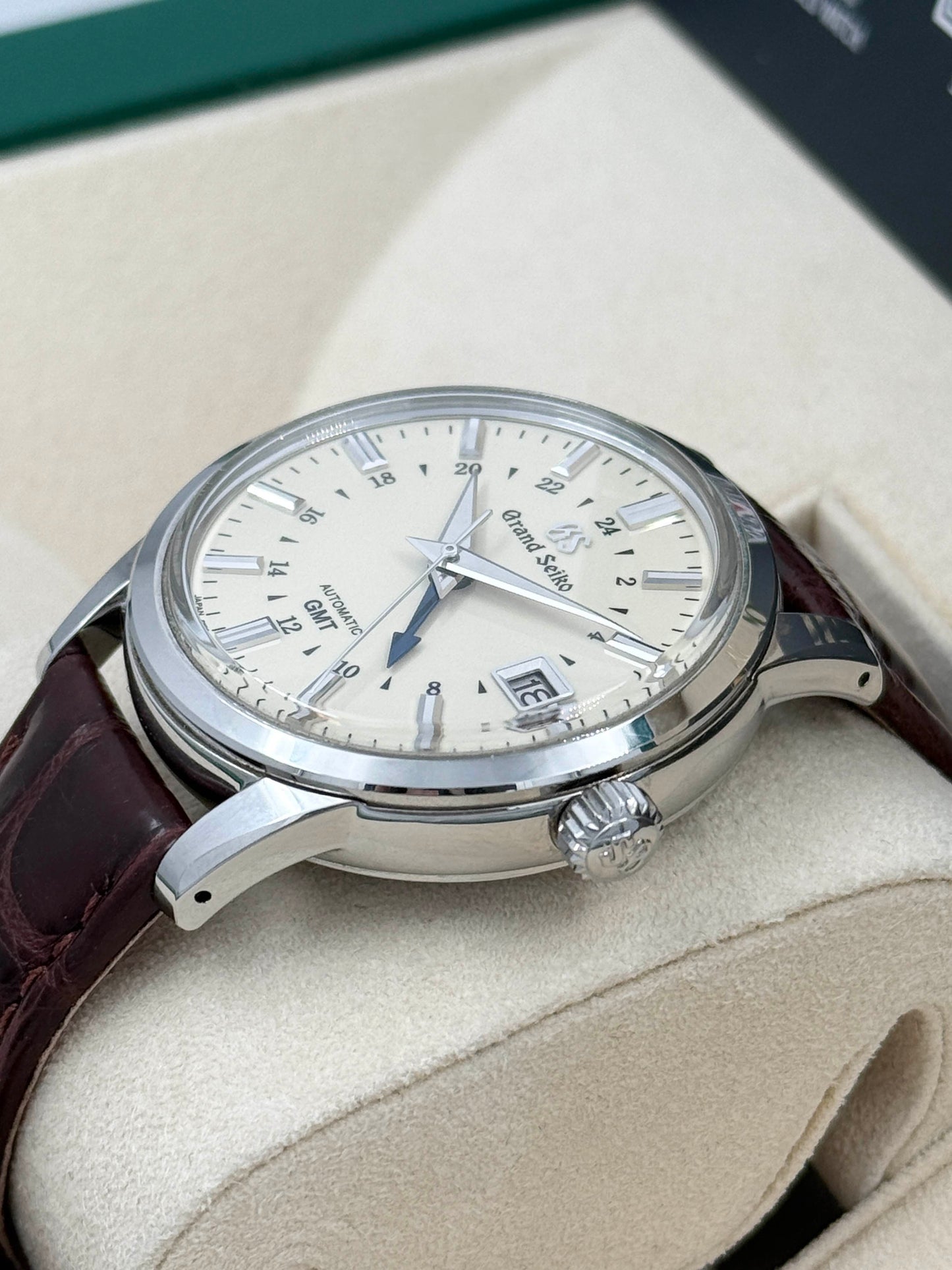GRAND SEIKO ELEGANCE COLLECTION SBGM221 2023年