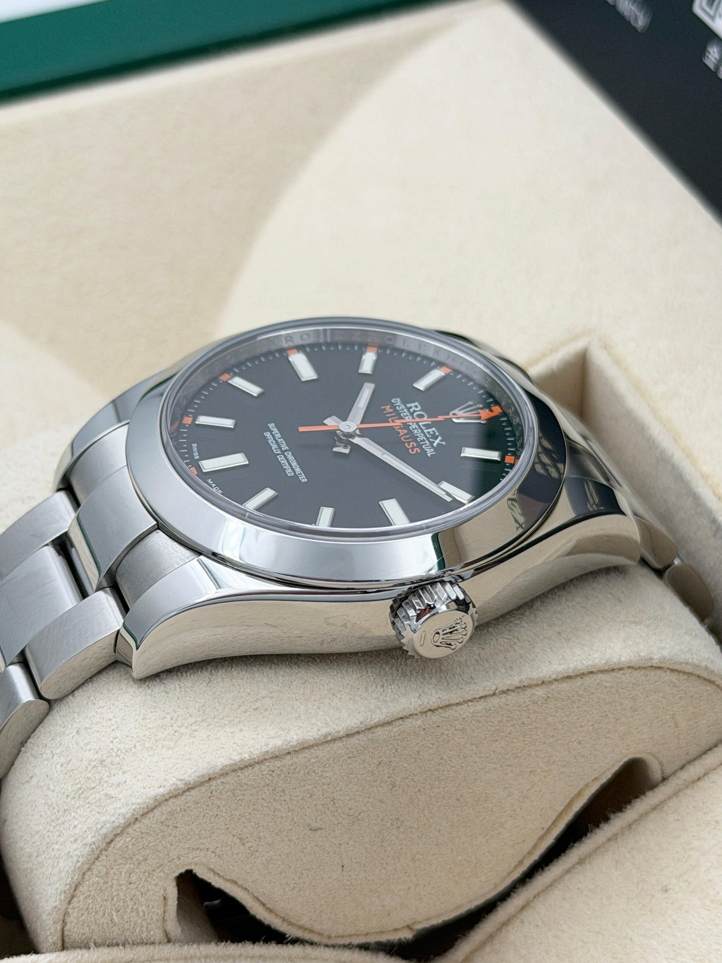 二手 USED  ROLEX 勞力士 MILGAUSS 116400 黑色 2011年5月 齊格 全套 FULL SET