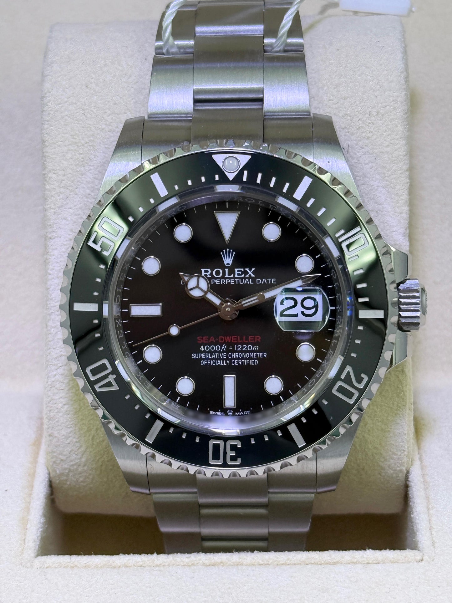 Rolex SEA-DWELLER 126600MK2