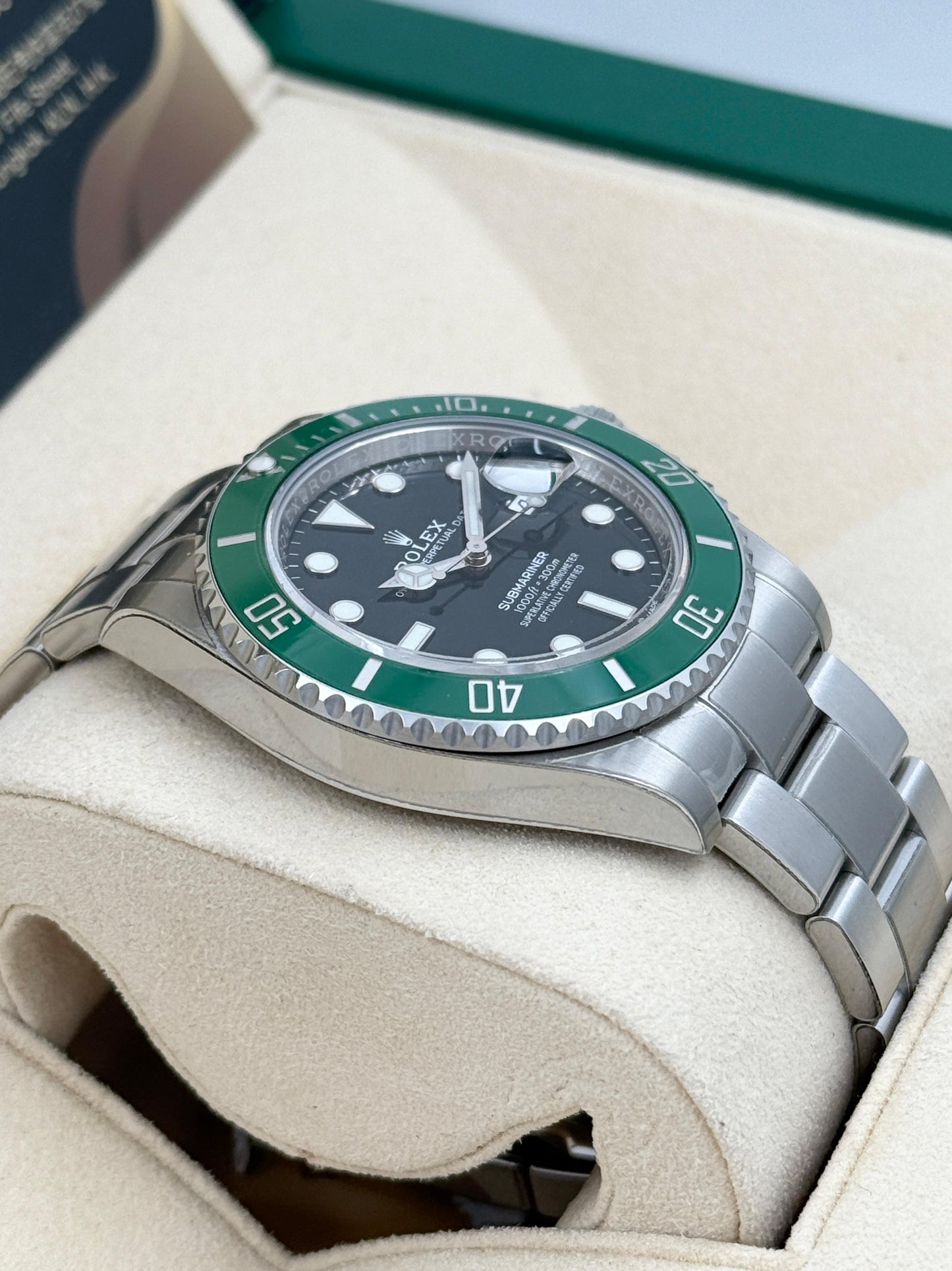 Rolex 勞力士 SUBMARINER DATE 126610LV 2022年