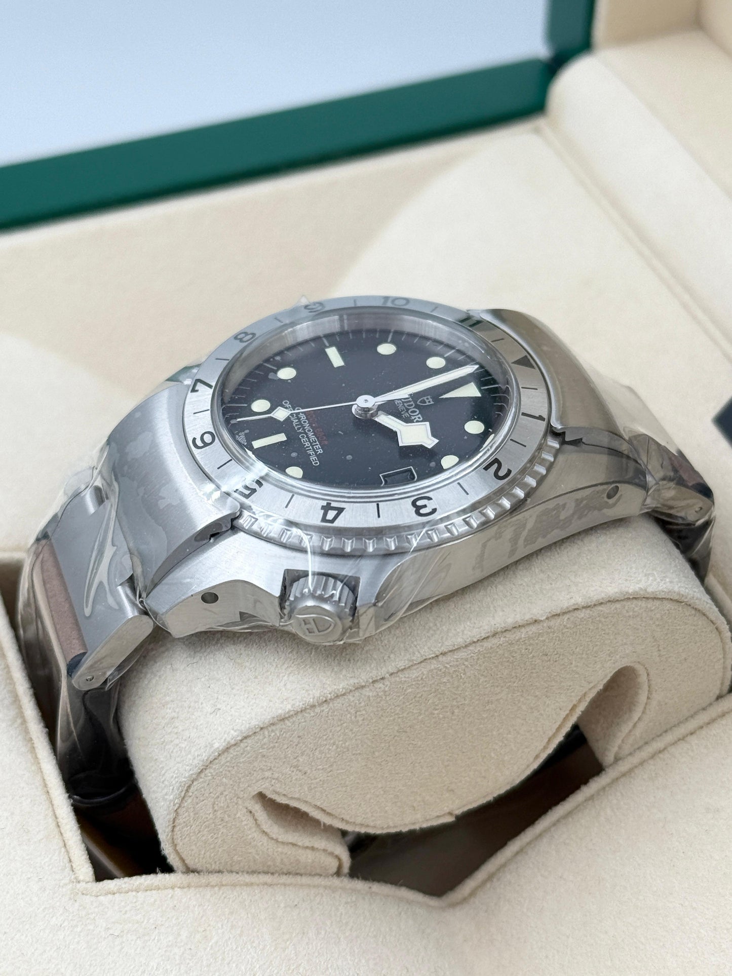 全新 NEW Tudor 帝舵 BLACK BAY M70150