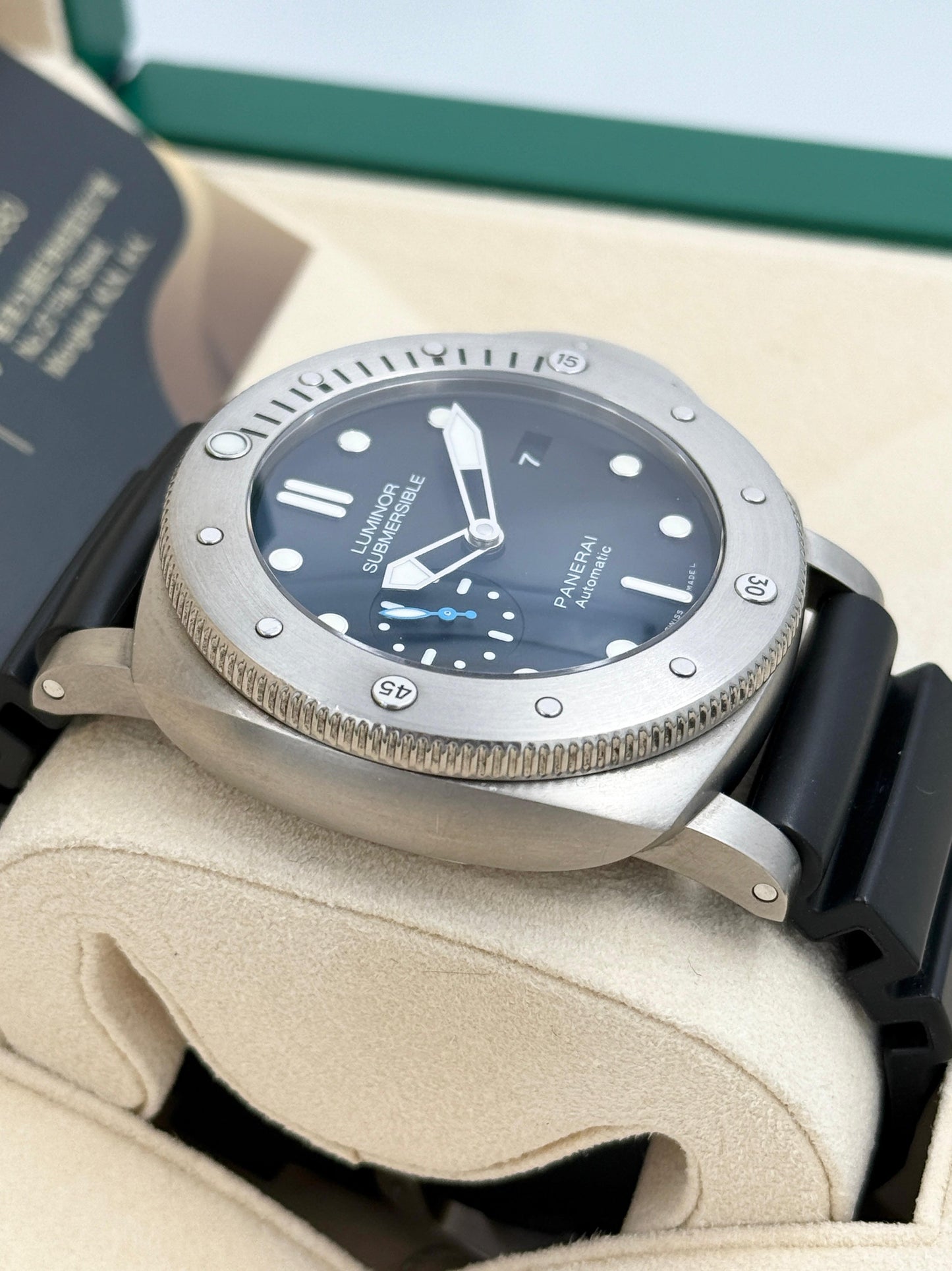 PANERAI 沛納海 SUBMERSIBLE PAM01305