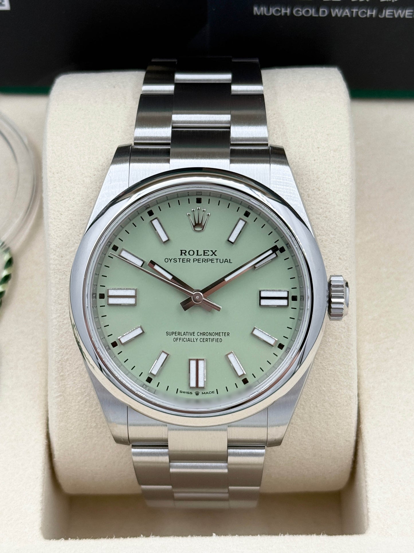 全新 NEW ROLEX 勞力士 OYSTER PERPETUAL 134300 開心果綠 2025年9月