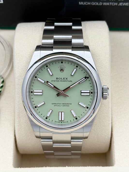 全新 NEW ROLEX 勞力士 OYSTER PERPETUAL 134300 開心果綠 2025年9月