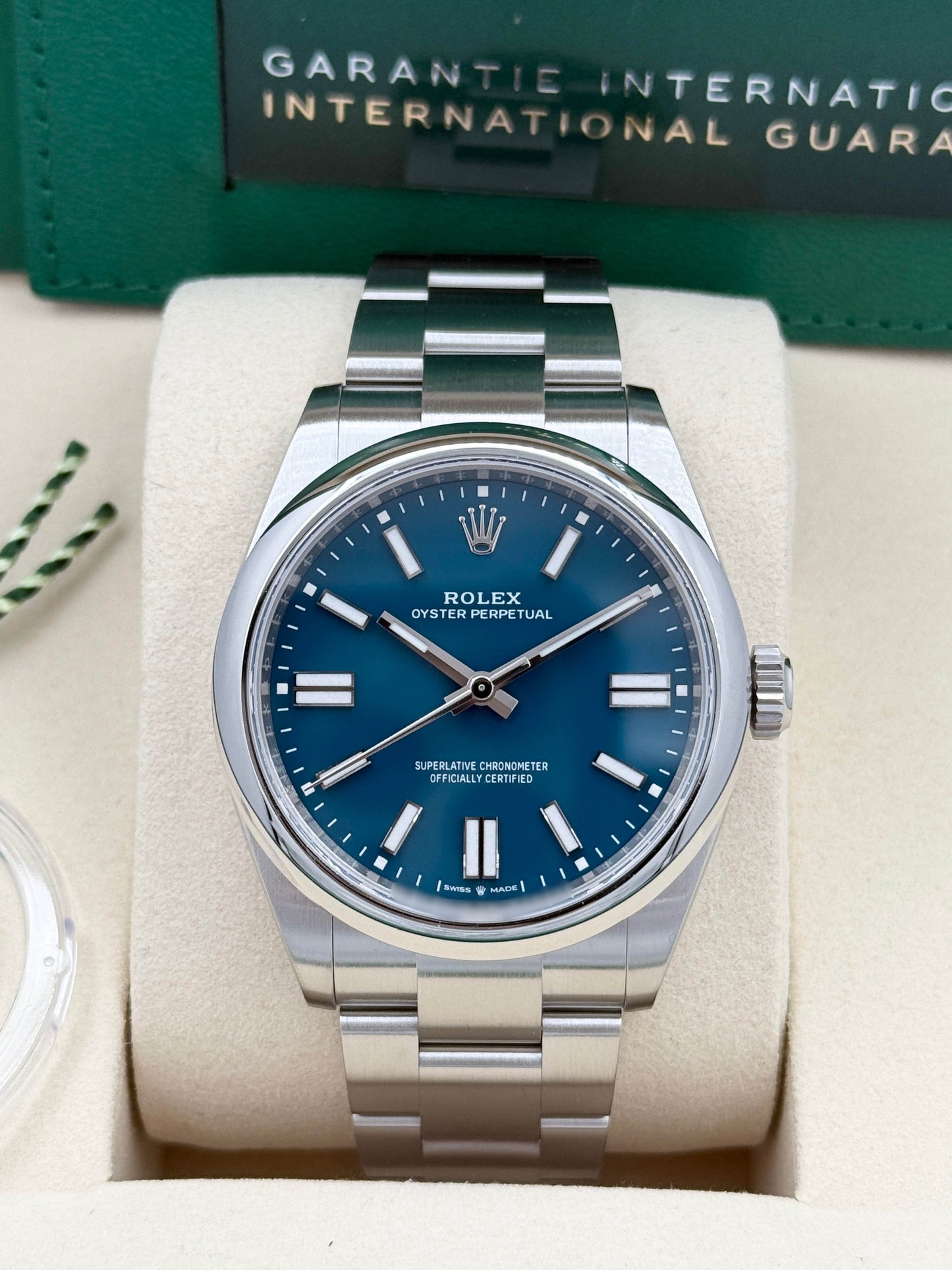 全新 NEW ROLEX 勞力士 OYSTER PERPETUAL 134300 藍色 2025年9月