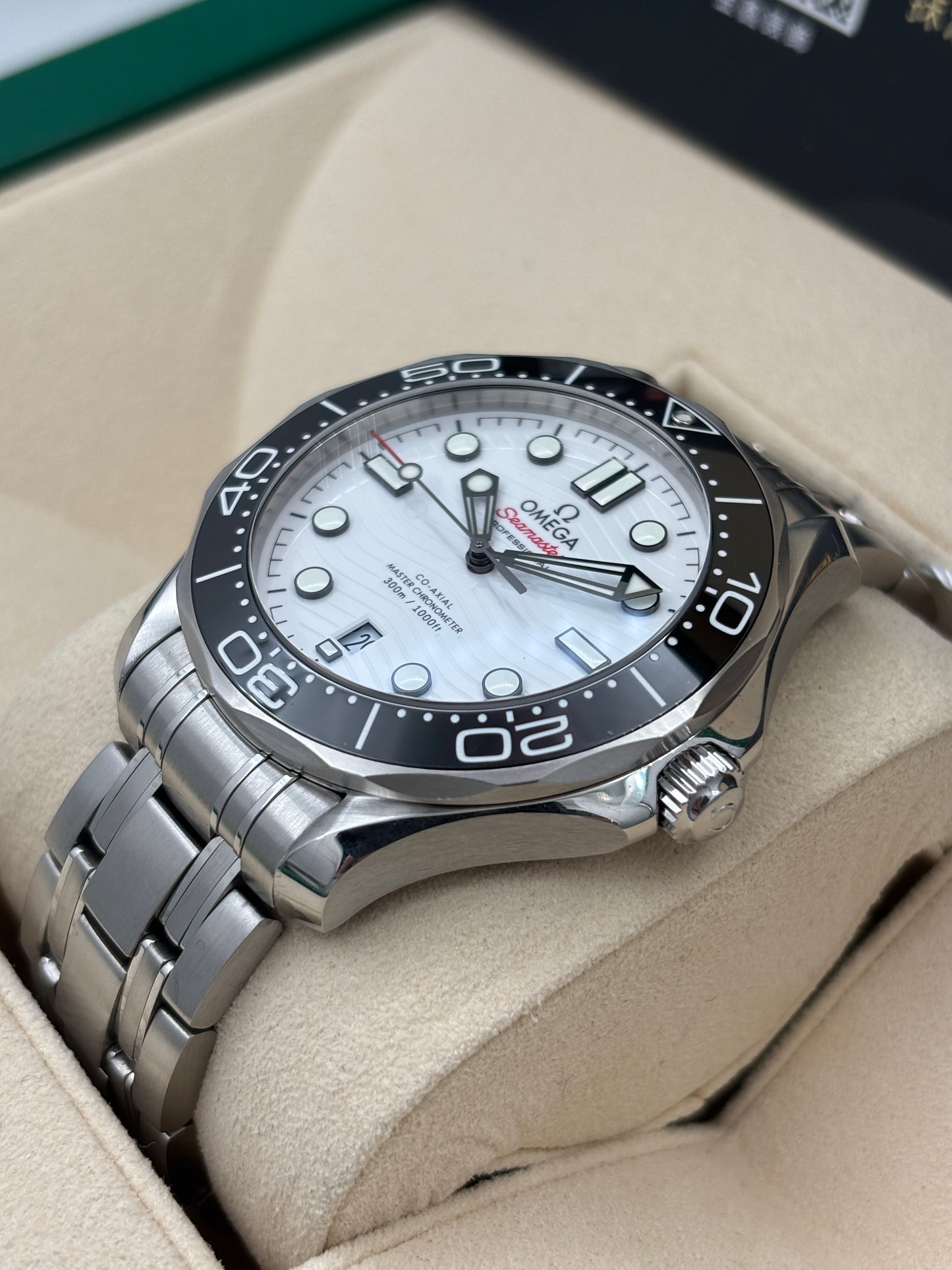 [SOLD OUT]二手 USED  OMEGA 歐米茄 SEAMASTER 210.30.42.20.04.001 白色 2022年10月 全套 FULL SET