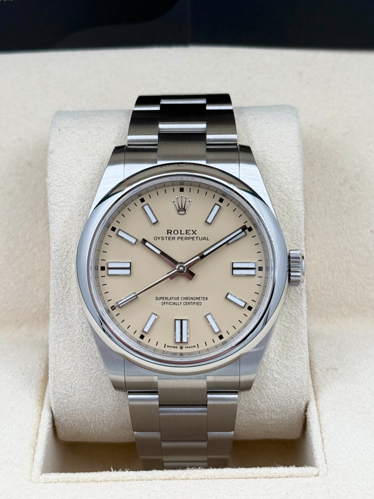 全新 NEW ROLEX 勞力士 OYSTER PERPETUAL 134300 米黃色 2025年9月