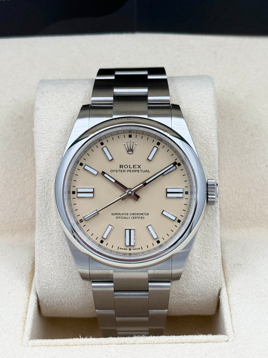 全新 NEW ROLEX 勞力士 OYSTER PERPETUAL 134300 米黃色 2025年9月