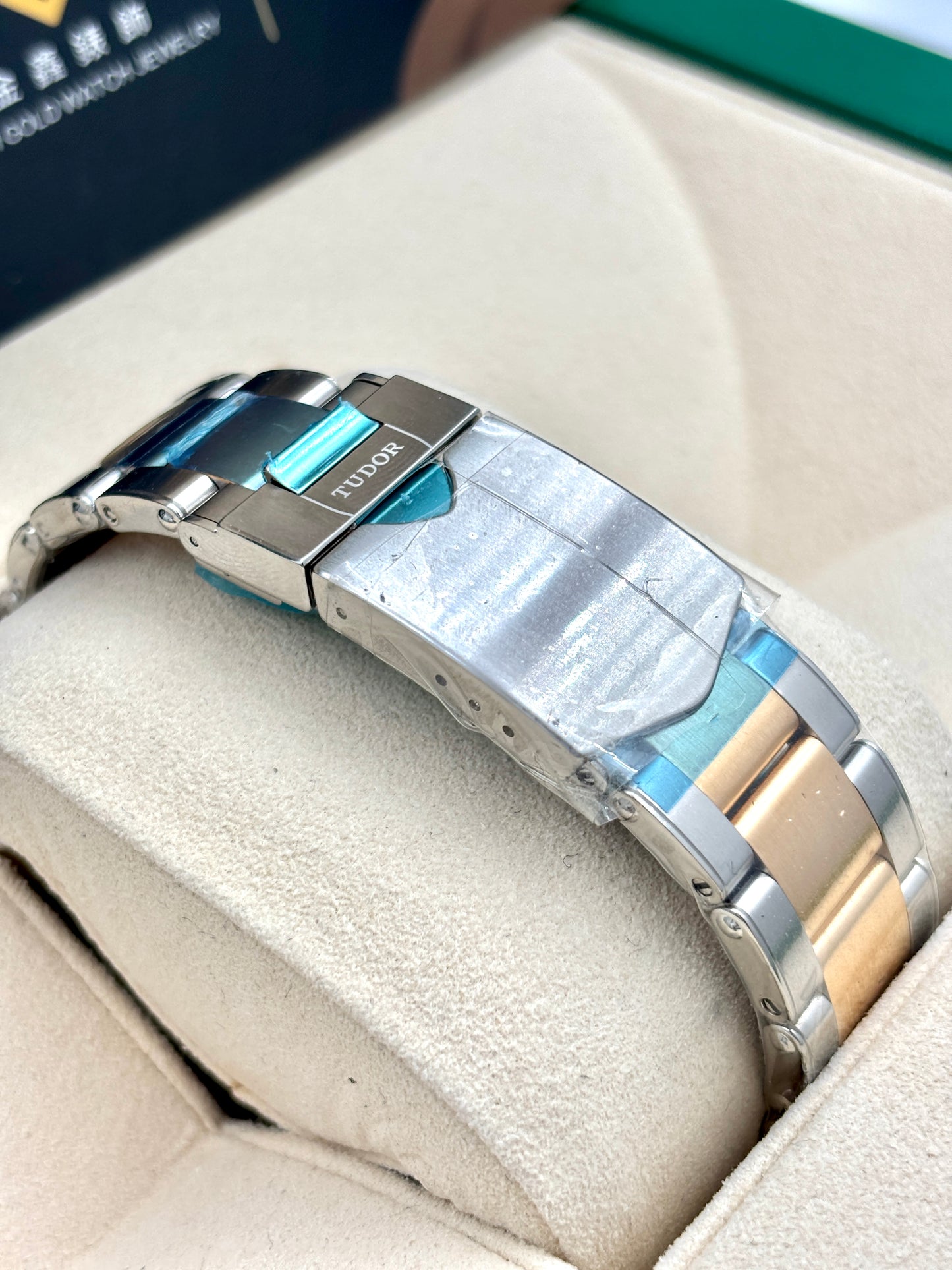 全新 NEW  TUDOR 帝舵 BLACK BAY 79363N 金色 2026年3月 全套 FULL SET