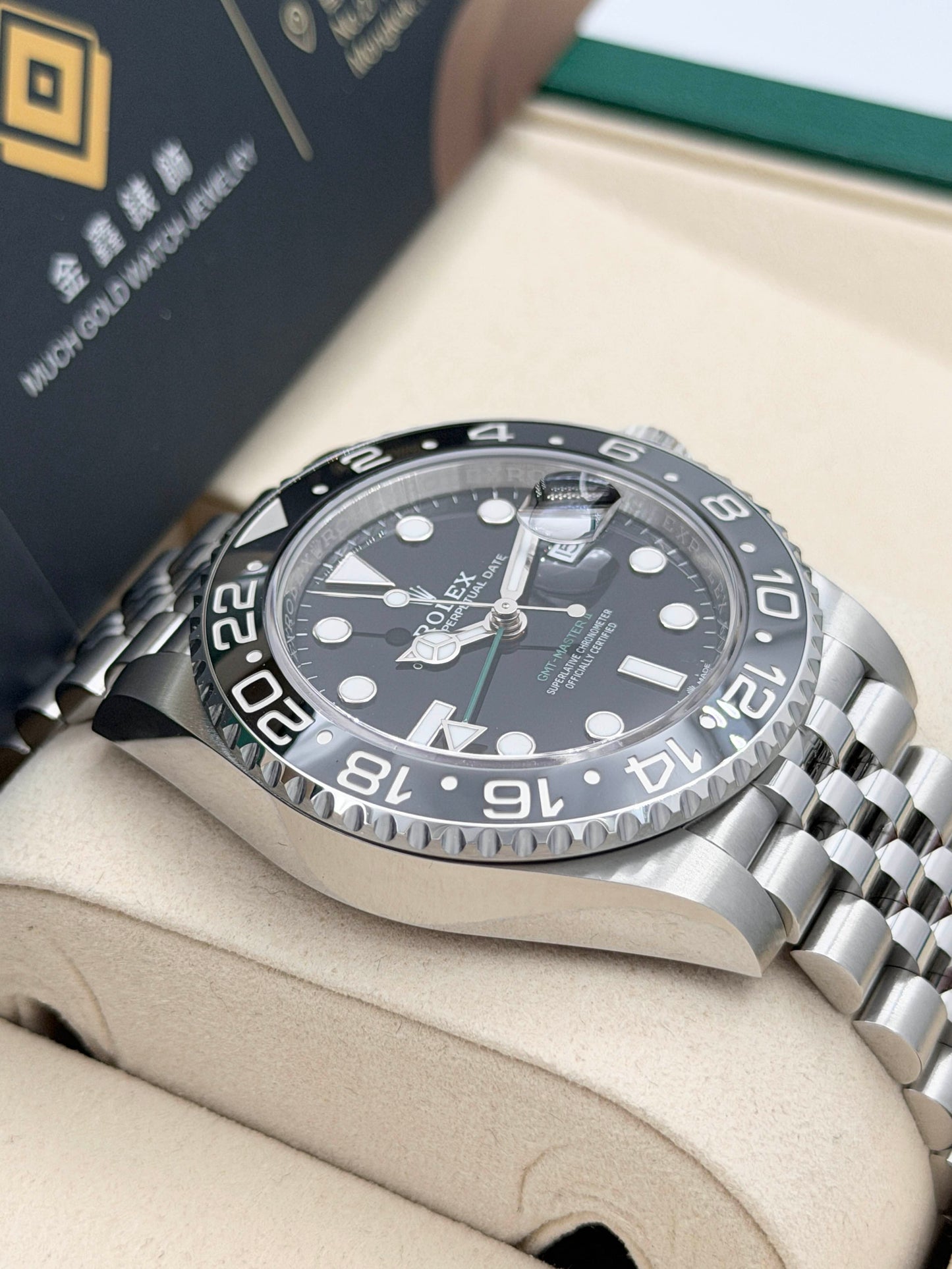 全新 NEW ROLEX 勞力士 GMT-MASTER II 126710GRNR 皮蛋 2025年10月