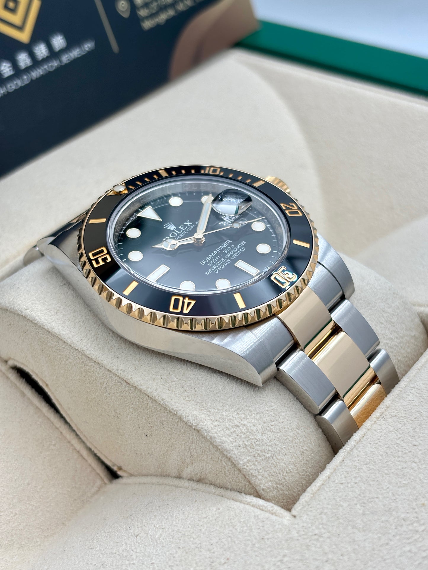 [SOLD OUT]二手 USED  ROLEX 勞力士 SUBMARINER DATE 116613LN 黑色 2016年2月 保養到28年2月 全套 FULL SET