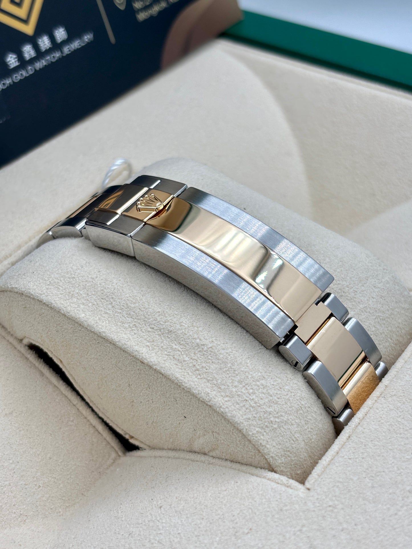[SOLD OUT]二手 USED  ROLEX 勞力士 SUBMARINER DATE 116613LN 黑色 2016年2月 保養到28年2月 全套 FULL SET