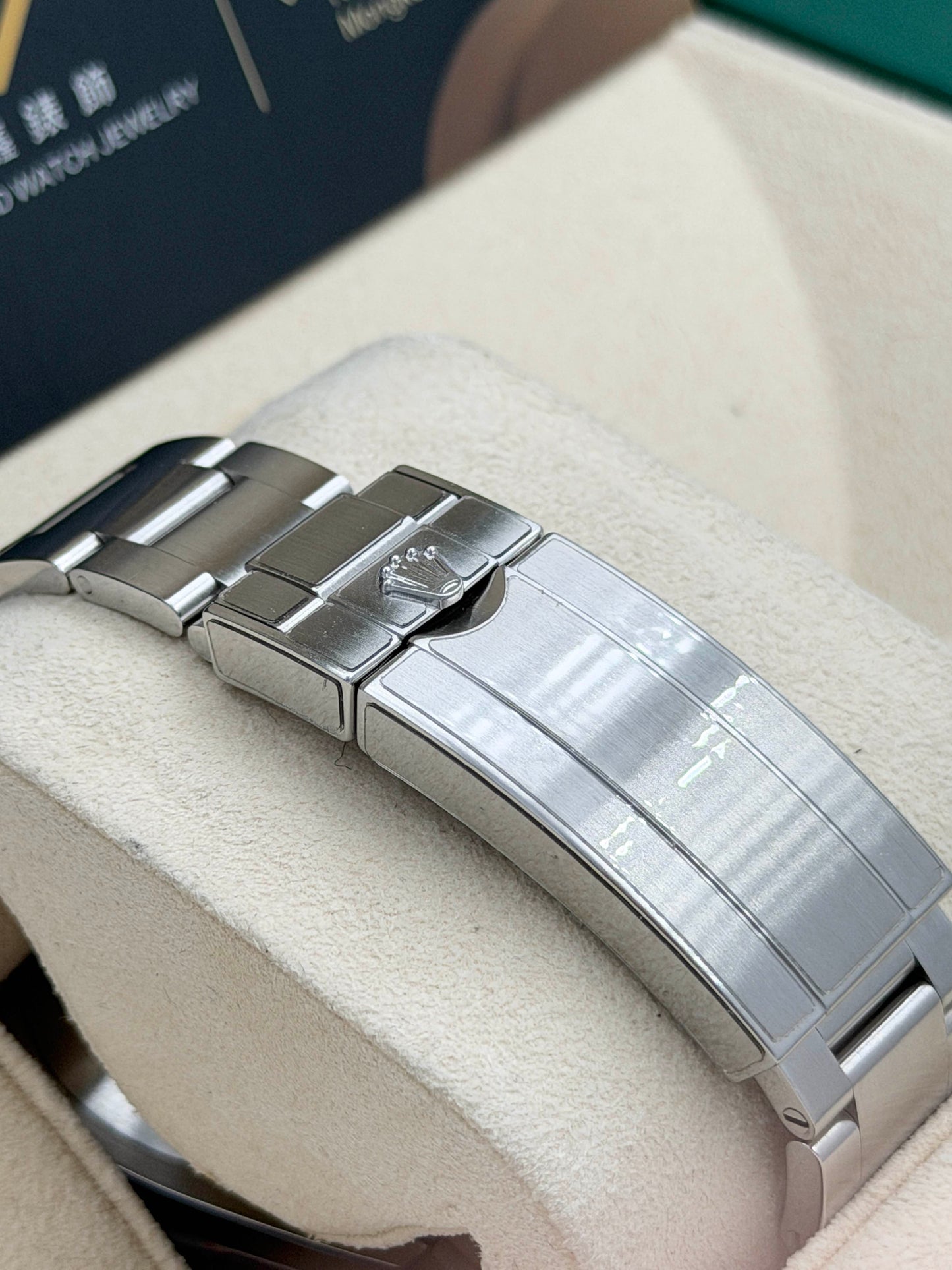 ROLEX 勞力士 SUBMARINER DATE 126610LV 綠水鬼 MK2圈 2024年