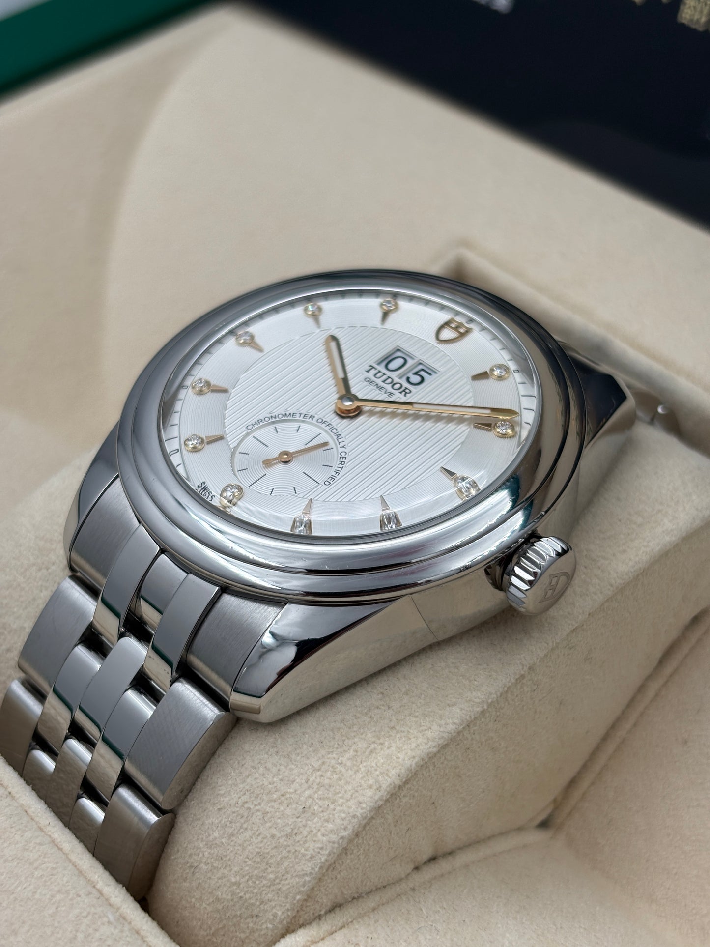 [SOLD OUT]二手 USED  TUDOR 帝舵 GLAMOUR 57100 白色 2022年4月 鑽石字 透底 全套 FULL SET