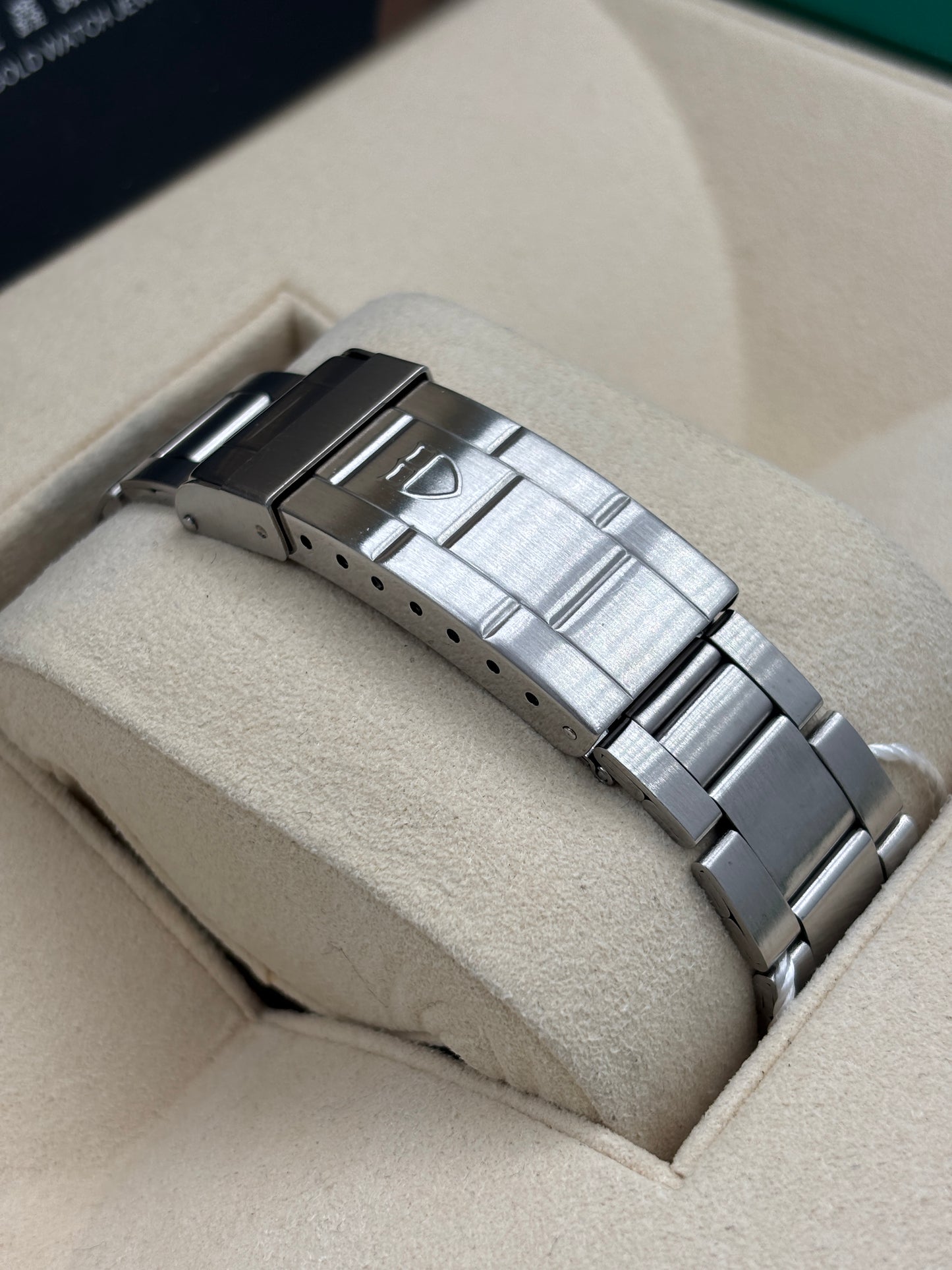 [SOLD OUT]二手 USED  TUDOR 帝舵 SUBMARINER 79090 黑色 OPEN DAY 保養證