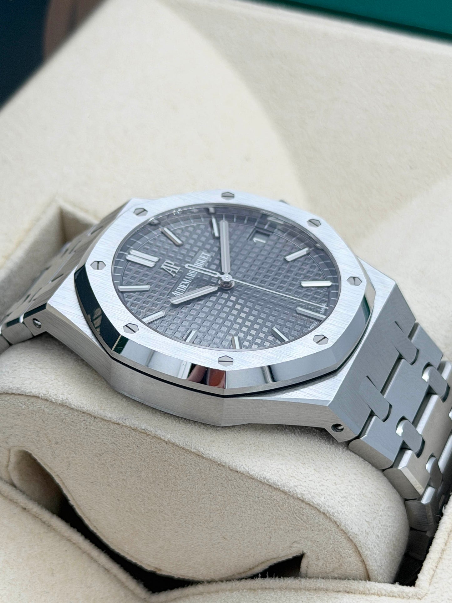 愛彼錶 AUDEMARS PIGUET ROYAL OAK 15500ST.OO.1220ST.02 灰色面 2020年