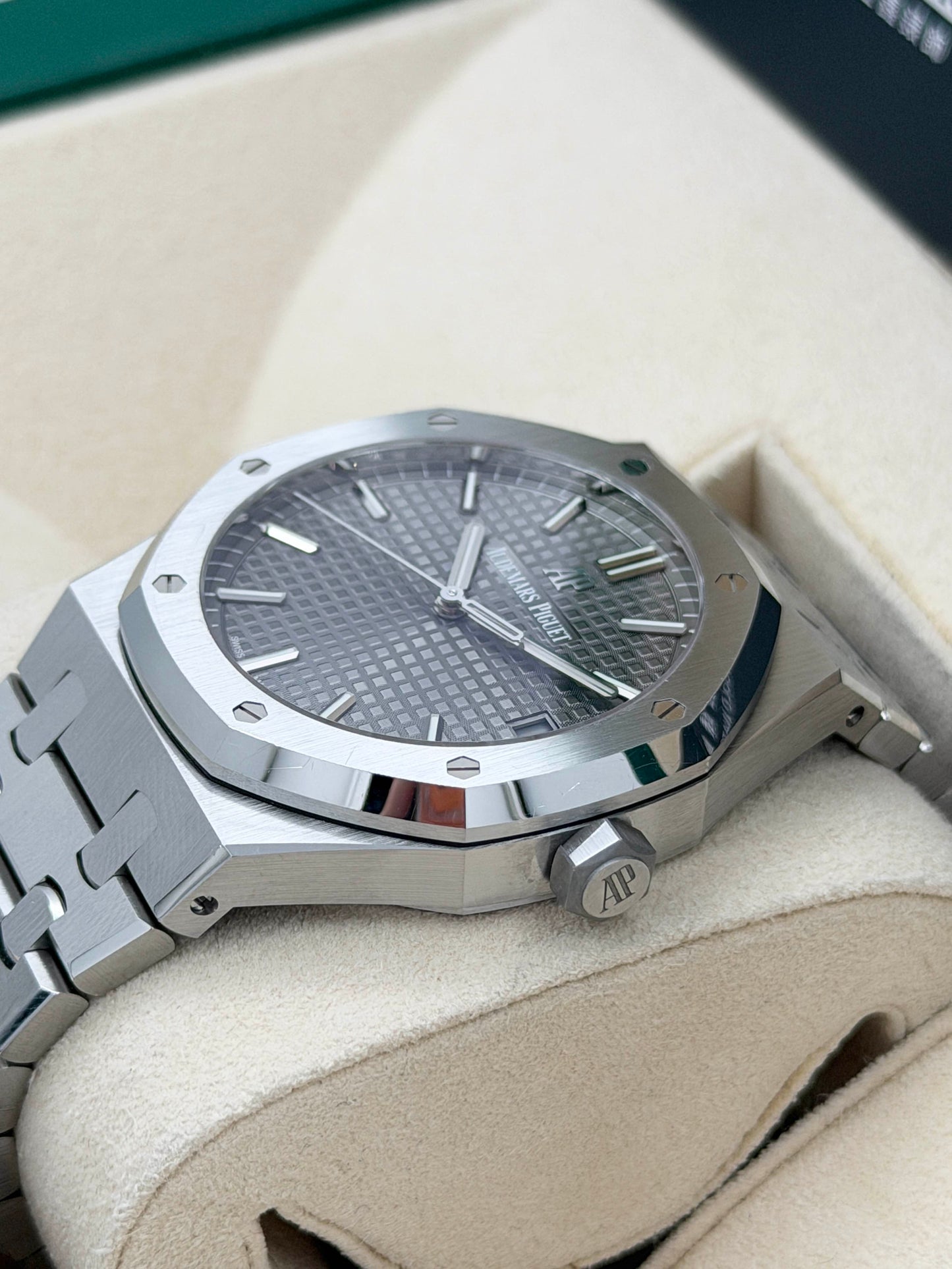 愛彼錶 AUDEMARS PIGUET ROYAL OAK 15500ST.OO.1220ST.02 灰色面 2020年