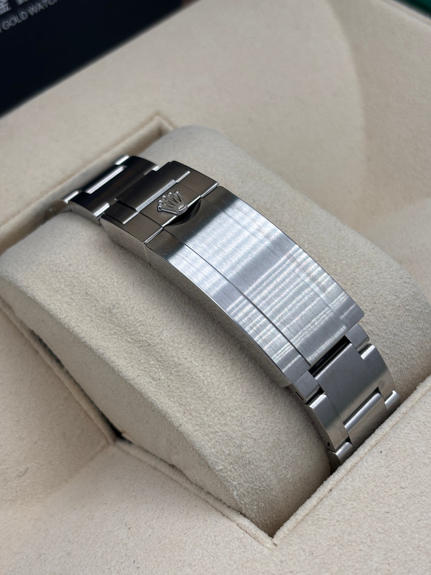 [SOLD OUT]二手 USED  ROLEX 勞力士 SUBMARINER DATE 116610LV 綠色 2014年9月 白綠卡 全套 FULL SET&nbsp;