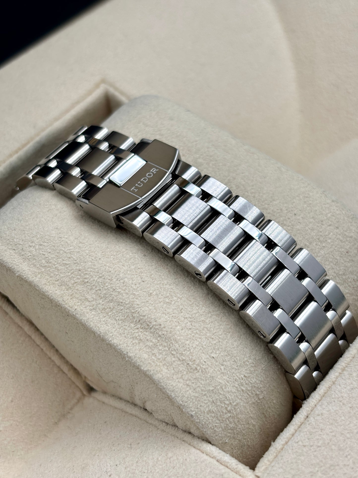 二手 USED  TUDOR 帝舵 ROYAL 28600 銀色 2021年3月 全套 FULL SET