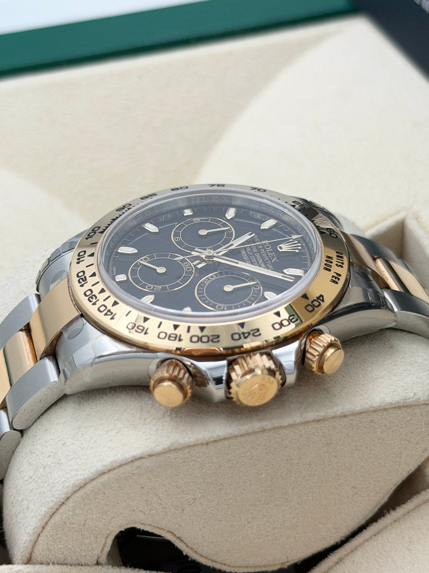 ROLEX 勞力士 DAYTONA 116503 2016年 大量原裝膠紙 99.9%新 未打磨