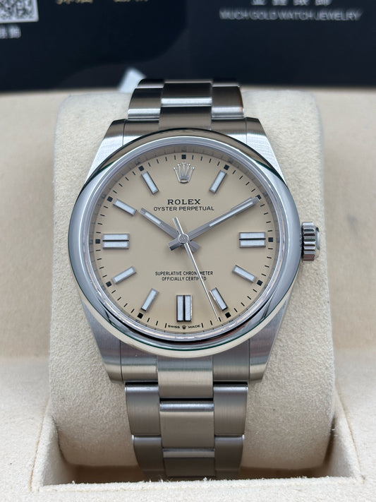 二手 USED  ROLEX 勞力士 OYSTER PERPETUAL 134300 米色 2025年7月 未打磨 99.99新 全套 FULL SET