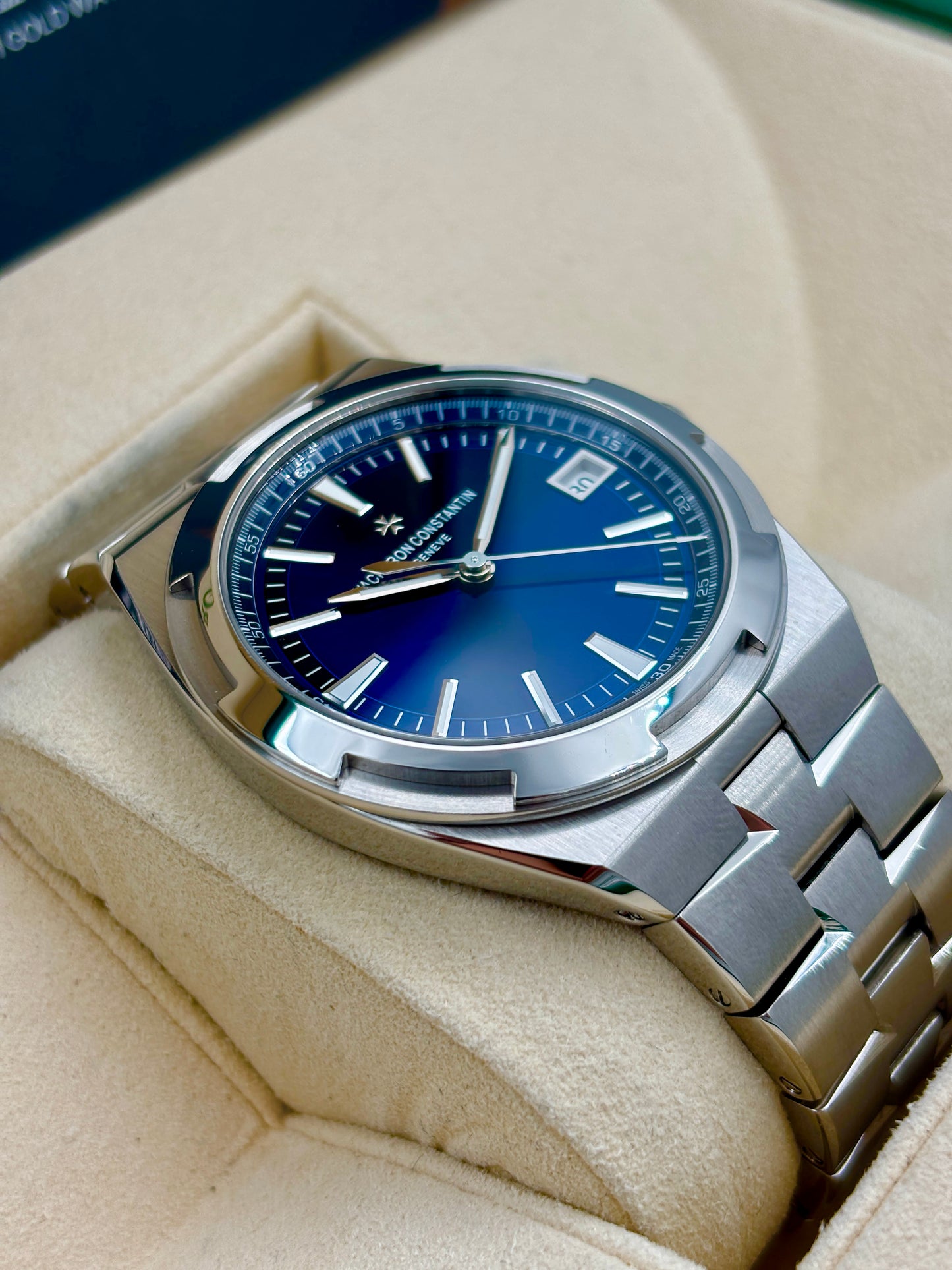 二手 USED  VACHERON CONSTANTIN 江詩丹頓 OVERSEAS 4500V/110A-B128 藍色 2020年6月 未打磨 全套 FULL SET AD單