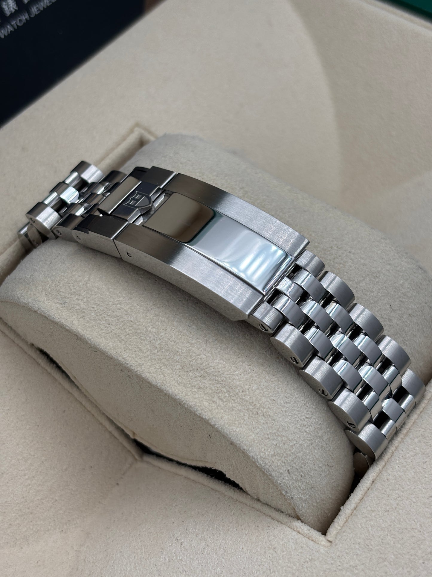 二手 USED  TUDOR 帝舵 BLACK BAY CHRONOGRAPH 79360N 白色 2026年5月 珠帶 全套 FULL SET