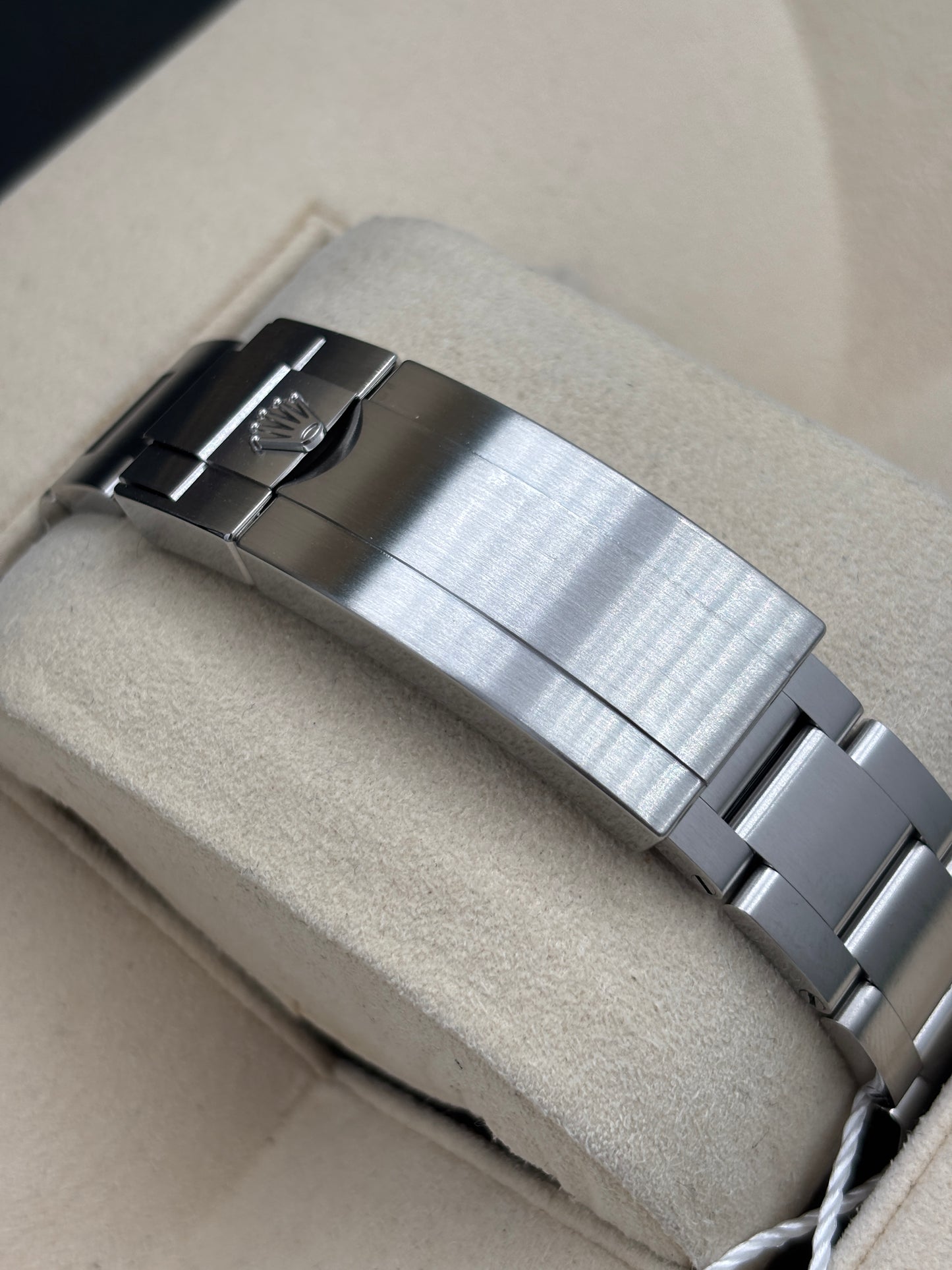 二手 USED  ROLEX 勞力士 SUBMARINIER DATE 116610LV 綠色 2017年12月 未打磨 全套 FULL SET