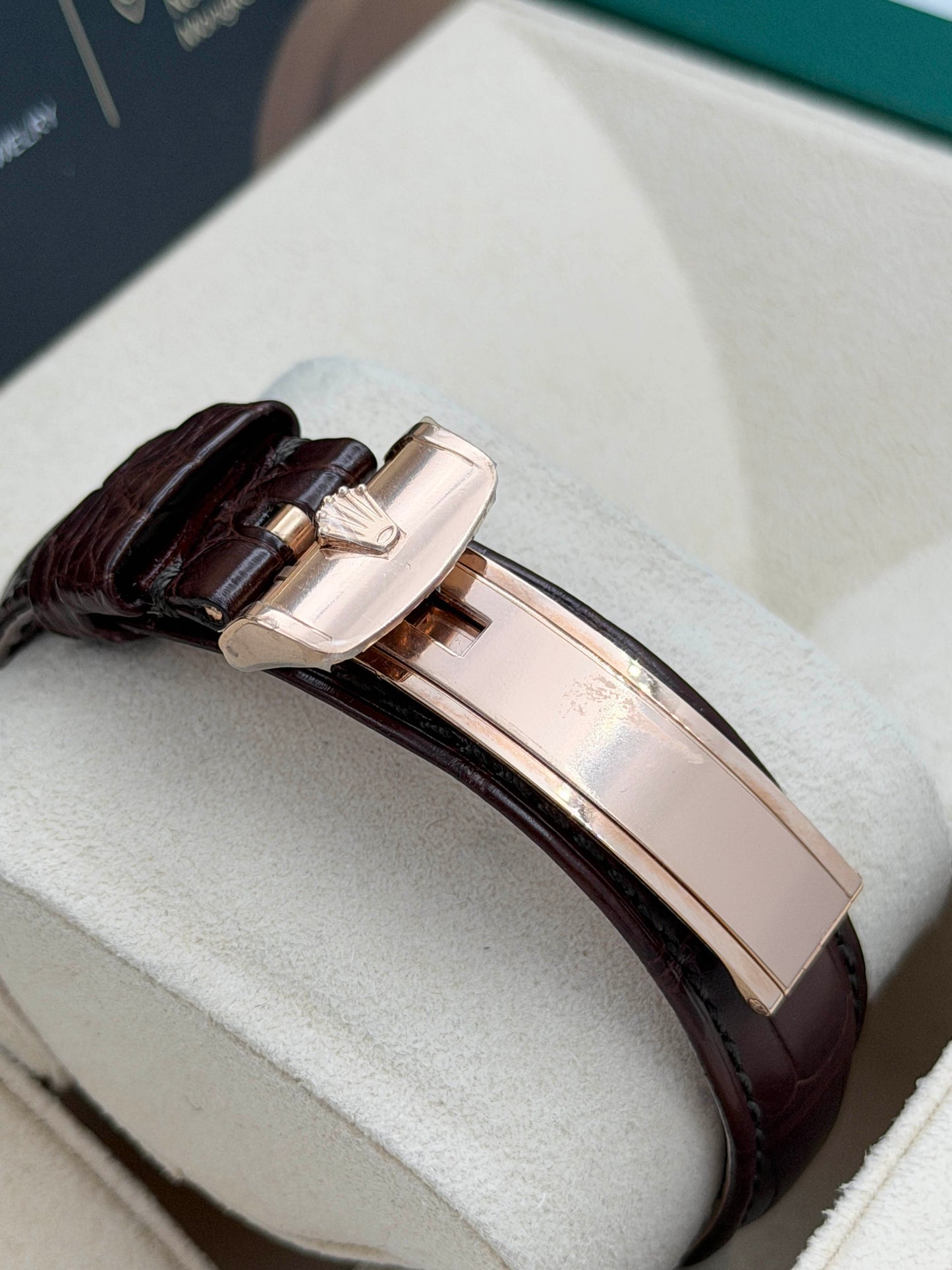 未使用品 Unused ROLEX 勞力士 DAY-DATE 118135 2018年 齊原裝膠紙 朱古力面 AD購買單 玫瑰金 皮帶