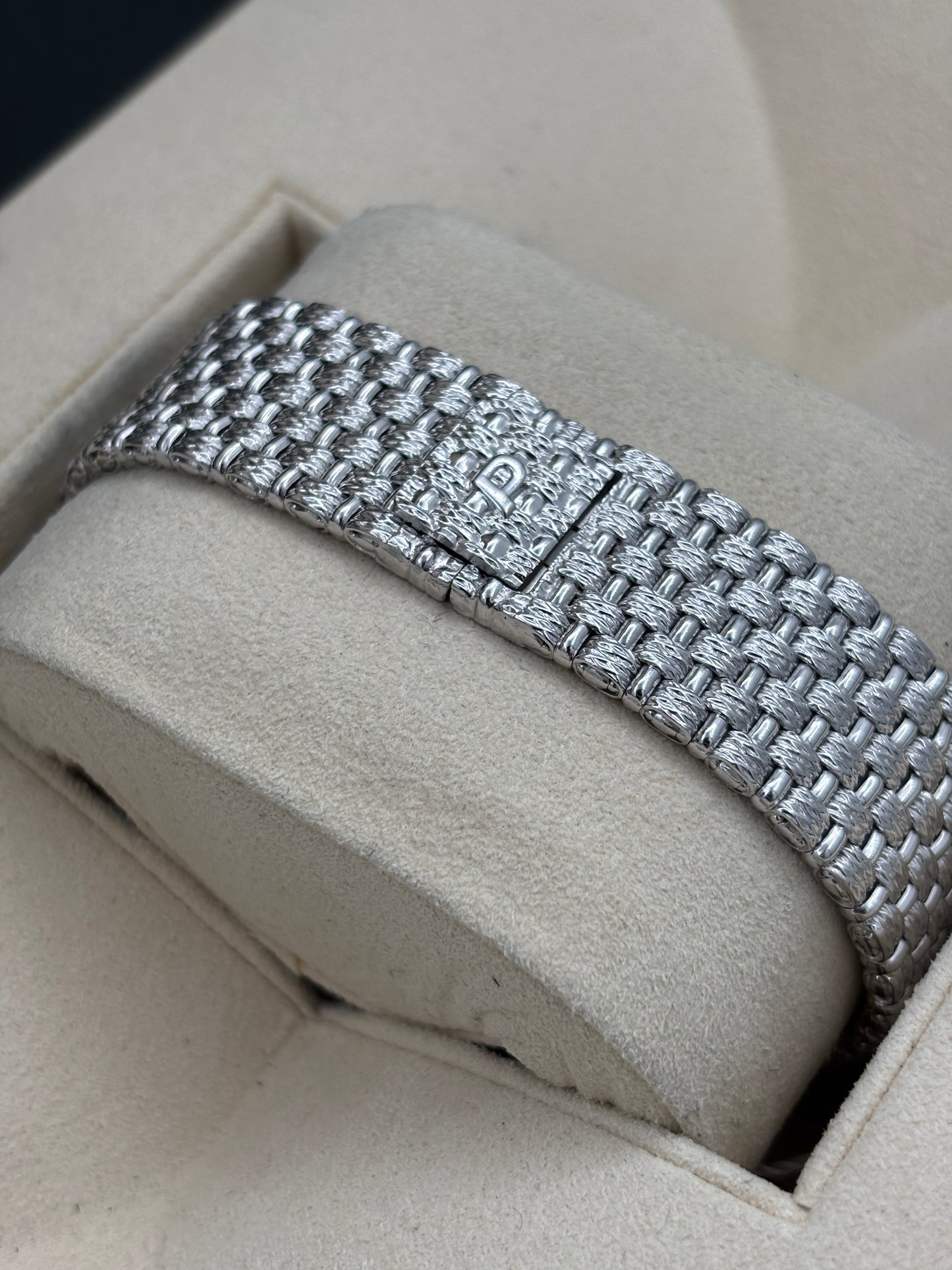 二手 USED  PIAGET 伯爵 PIAGET WATCH 9771 D23 銀色 18K金 錶重2.6兩 淨錶 WATCH ONLY