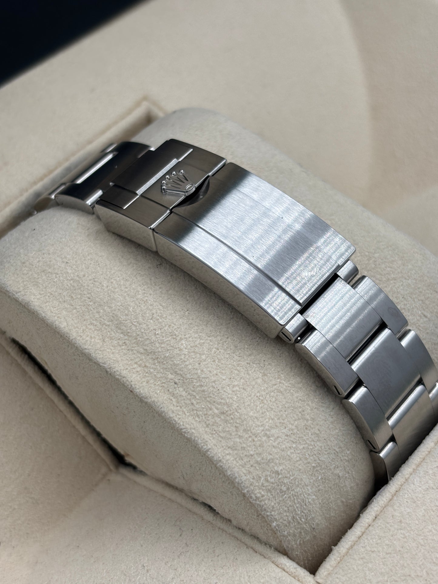 二手 USED  ROLEX 勞力士 EXPLORER II 216570 黑色 2019年5月 未打磨 99.99%新 全套 FULL SET