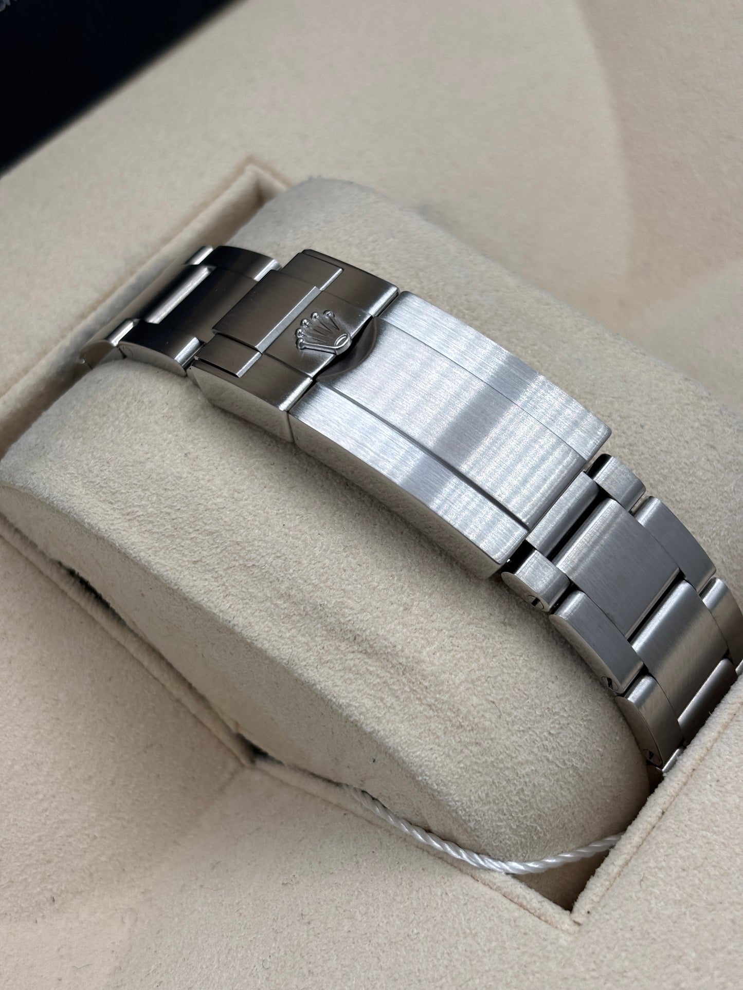 二手 USED  ROLEX 勞力士 EXPLORER II 216570 黑色 2017年3月 全套 FULL SET