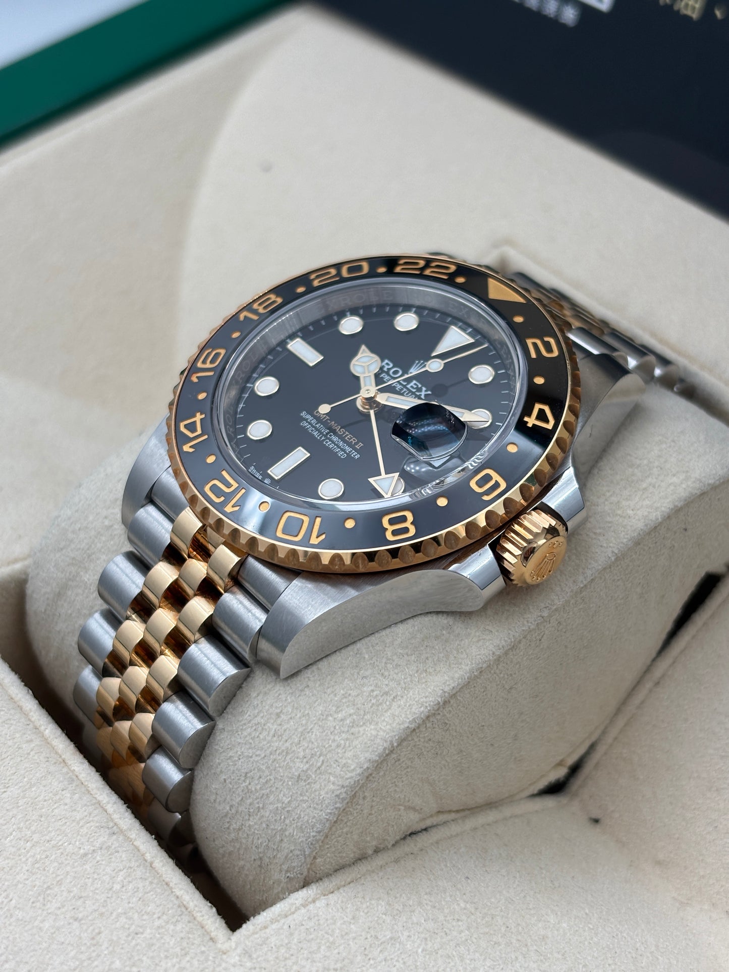 二手 USED  ROLEX 勞力士 GMT-MASTER II 126713GRNR 黑色 2023年6月 未打磨 全套 FULL SET