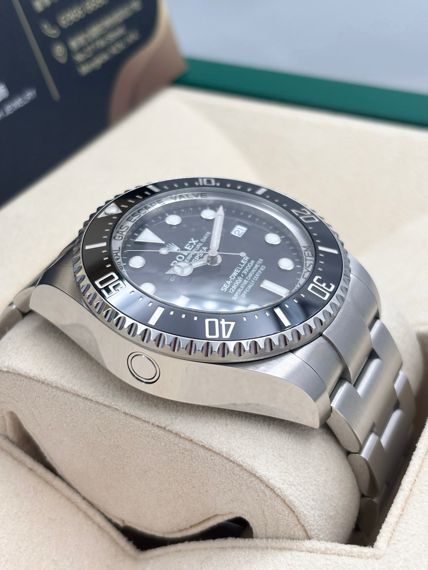 勞力士官方認證二手 Used ROLEX 勞力士 Deepsea 126660 黑面  2025年 全套 Full Set