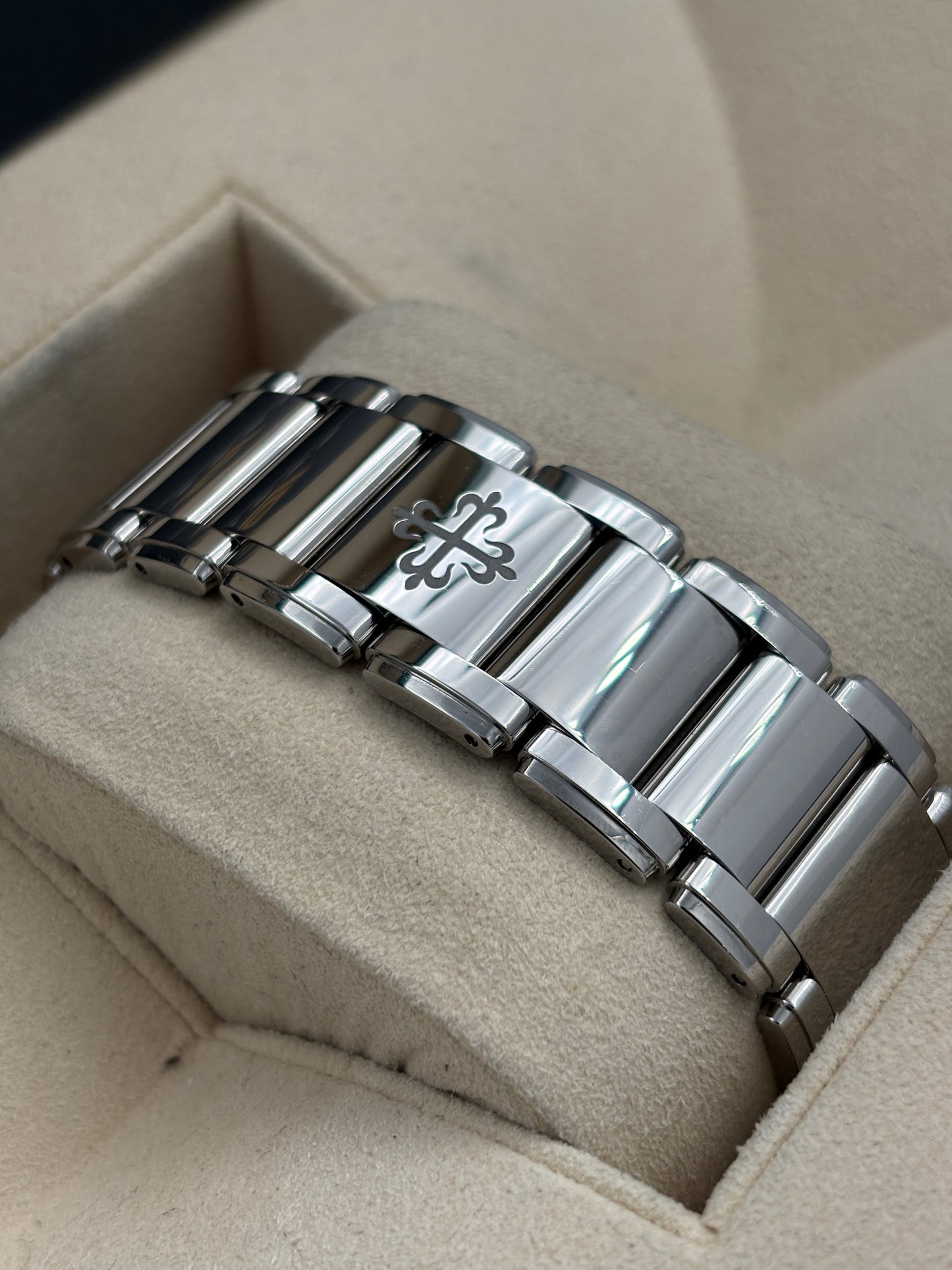 二手 USED  PATEK PHILIPPE 百達翡麗 TWENTY 4910/1200A 綠色 2024年12月 全套 FULL SET
