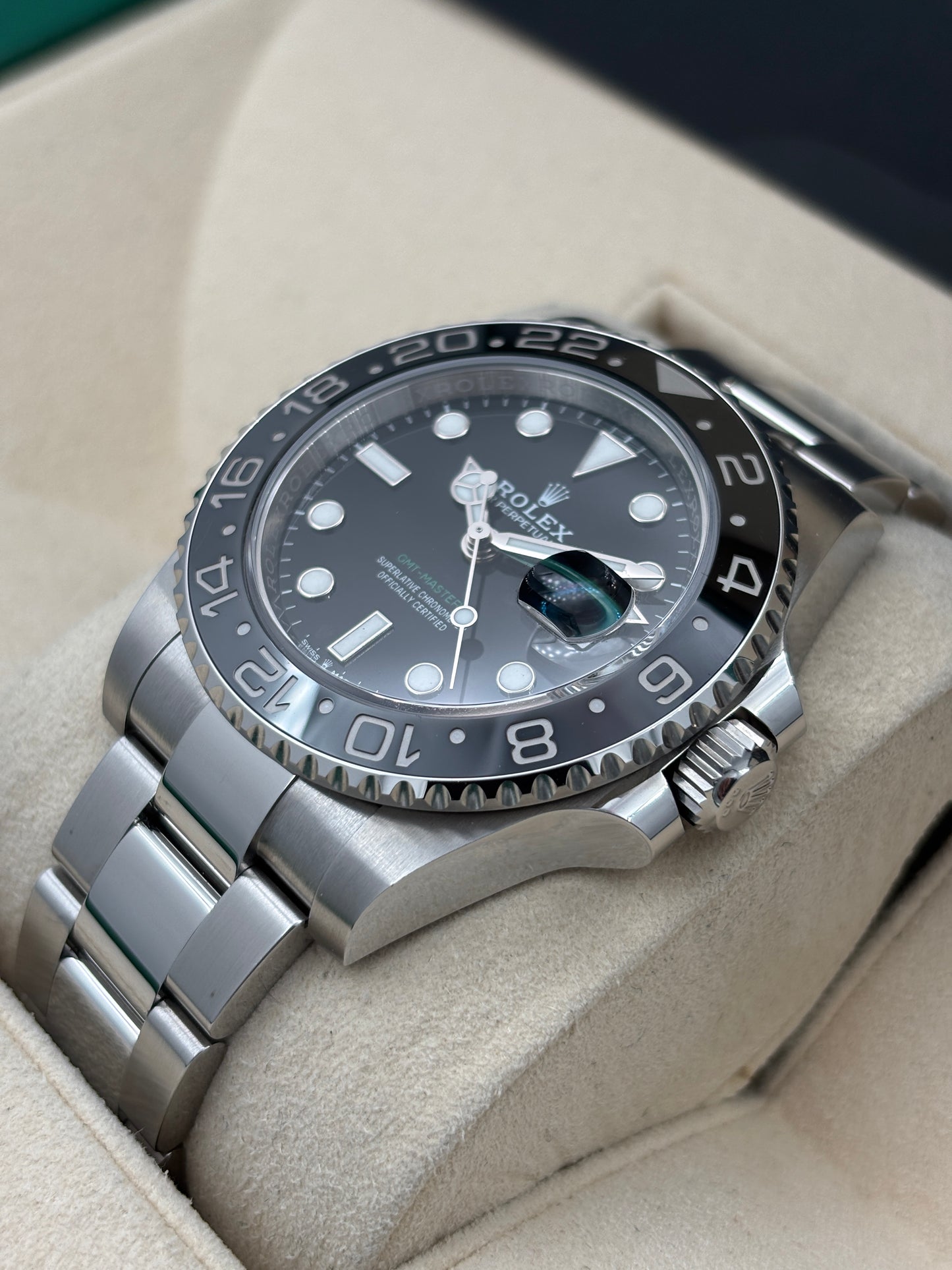 二手 USED  ROLEX 勞力士 GMT-MASTER II 126710GRNR 黑色 2024年6月 全套 FULL SET