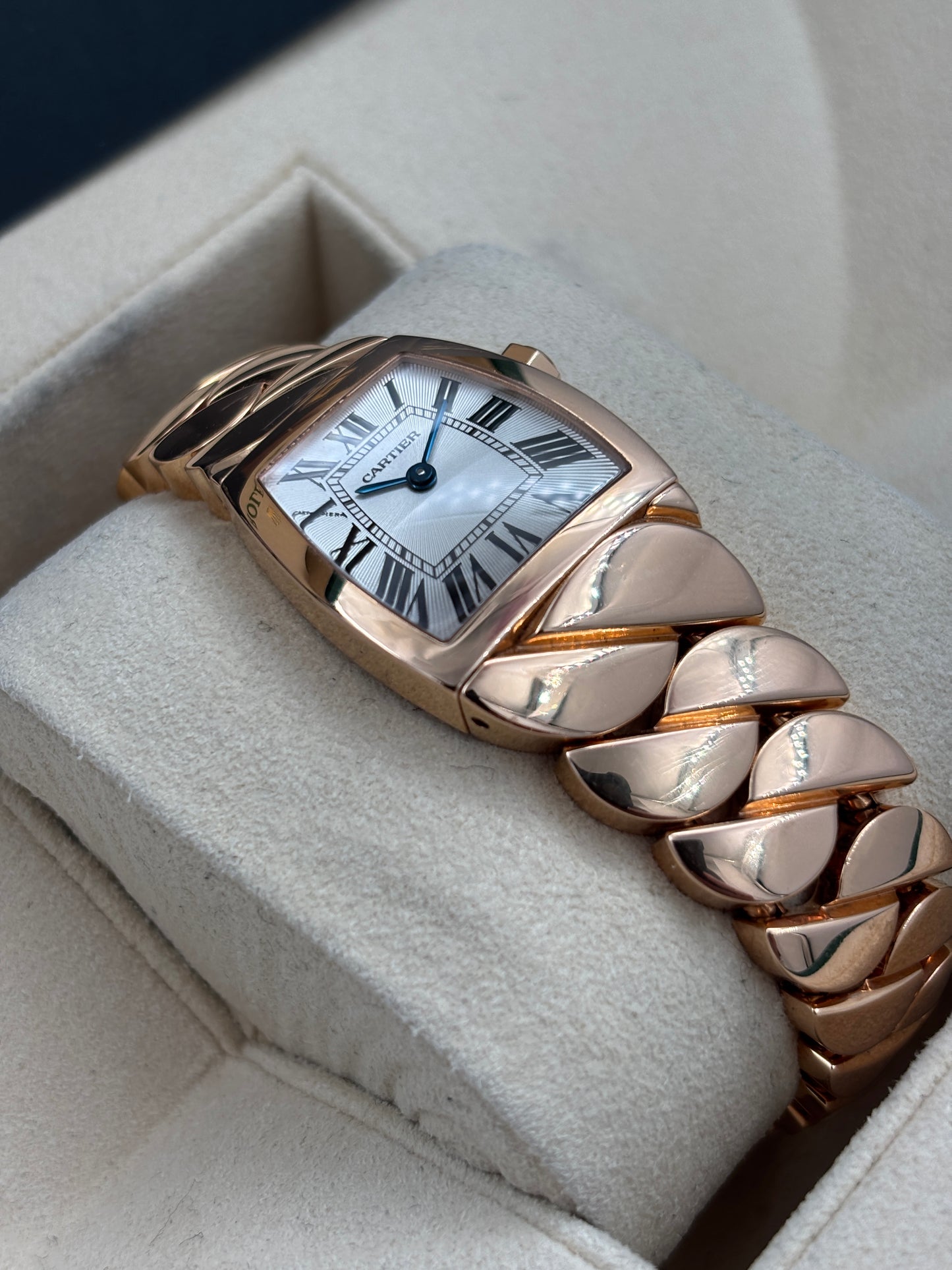 二手 USED  CARTIER 卡地亞 LA DONA SM W6400301 白色 鱷魚系列 18k金 淨錶 WATCH ONLY