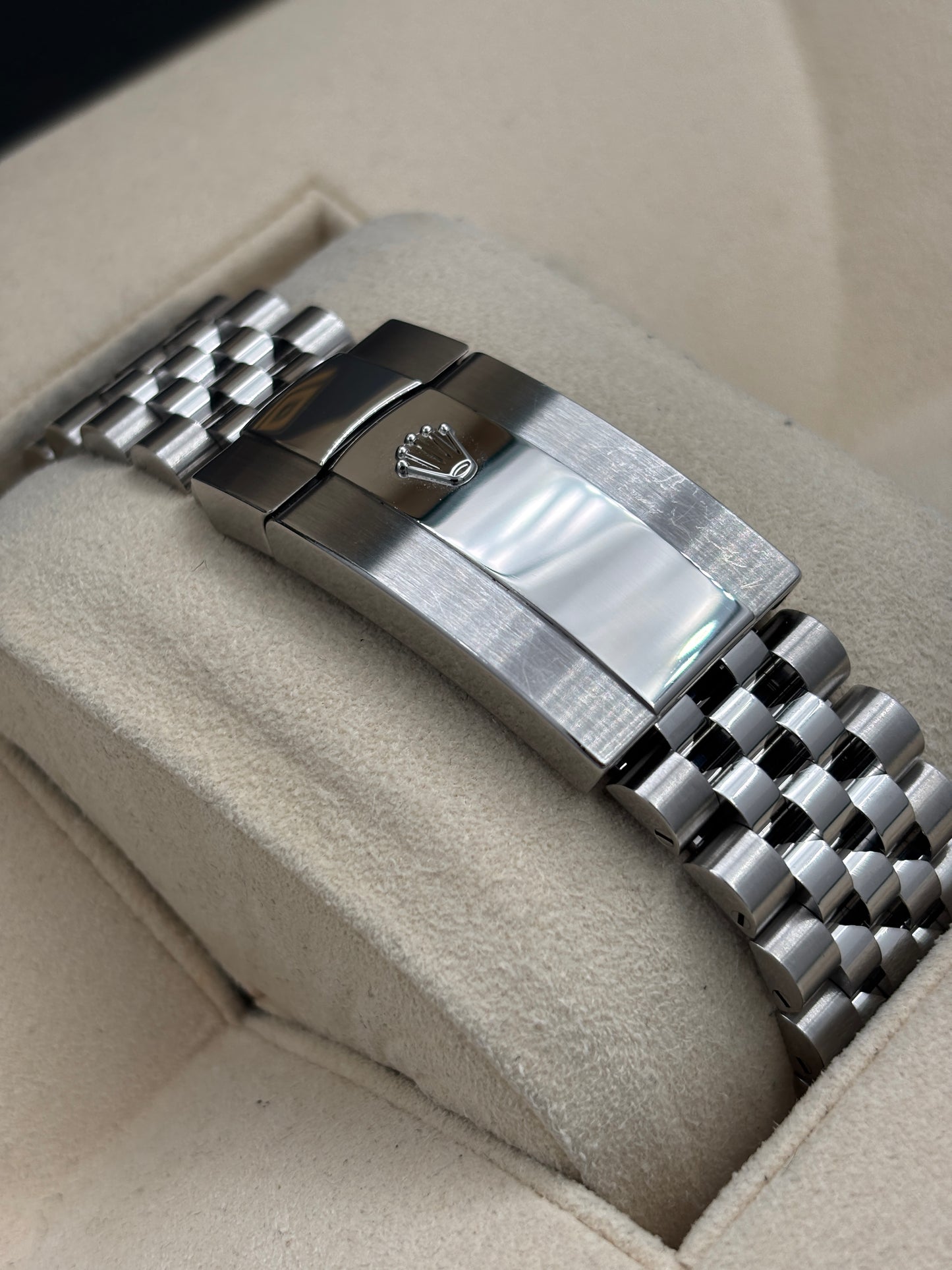 二手 USED  ROLEX 勞力士 SKY-DWELLER 326934 白色 2023年4月 珠帶 全套 FULL SET