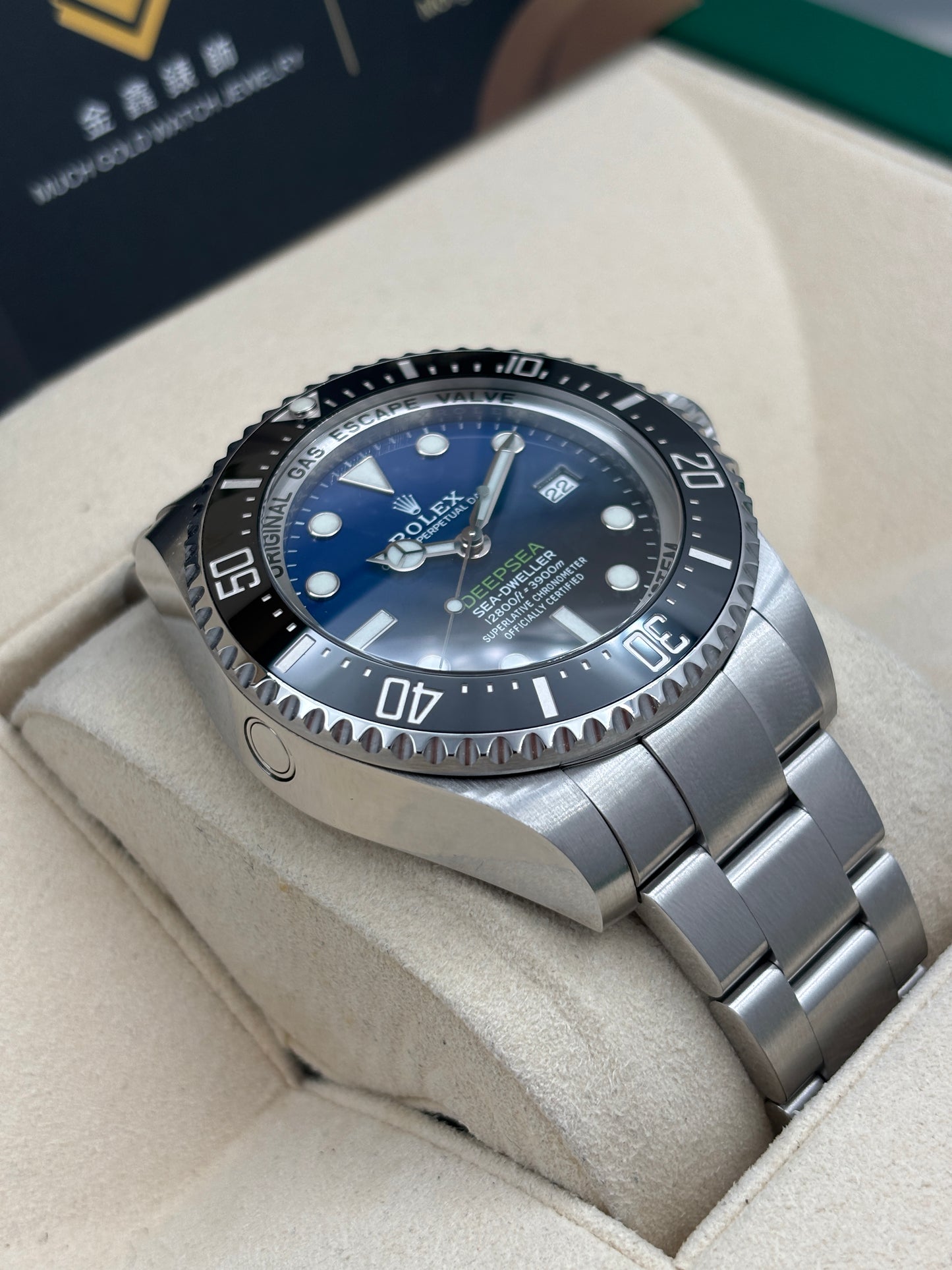 二手 USED  ROLEX 勞力士 DEEPSEA 116660 漸變藍 2017年12月 全套 FULL SET