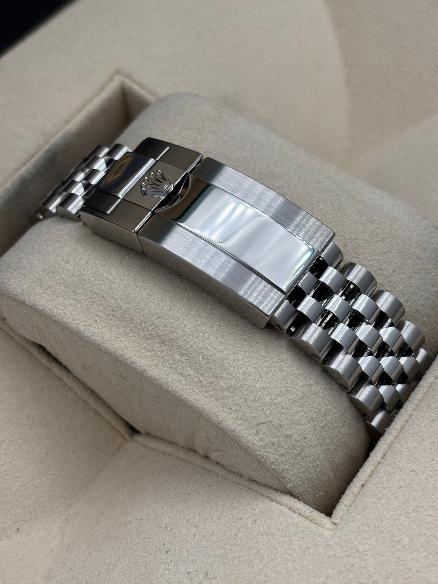 二手 USED  ROLEX GMT-MASTER II 126720VTNR 2026年1月 未打磨 99.99%新 全套 FULL SET