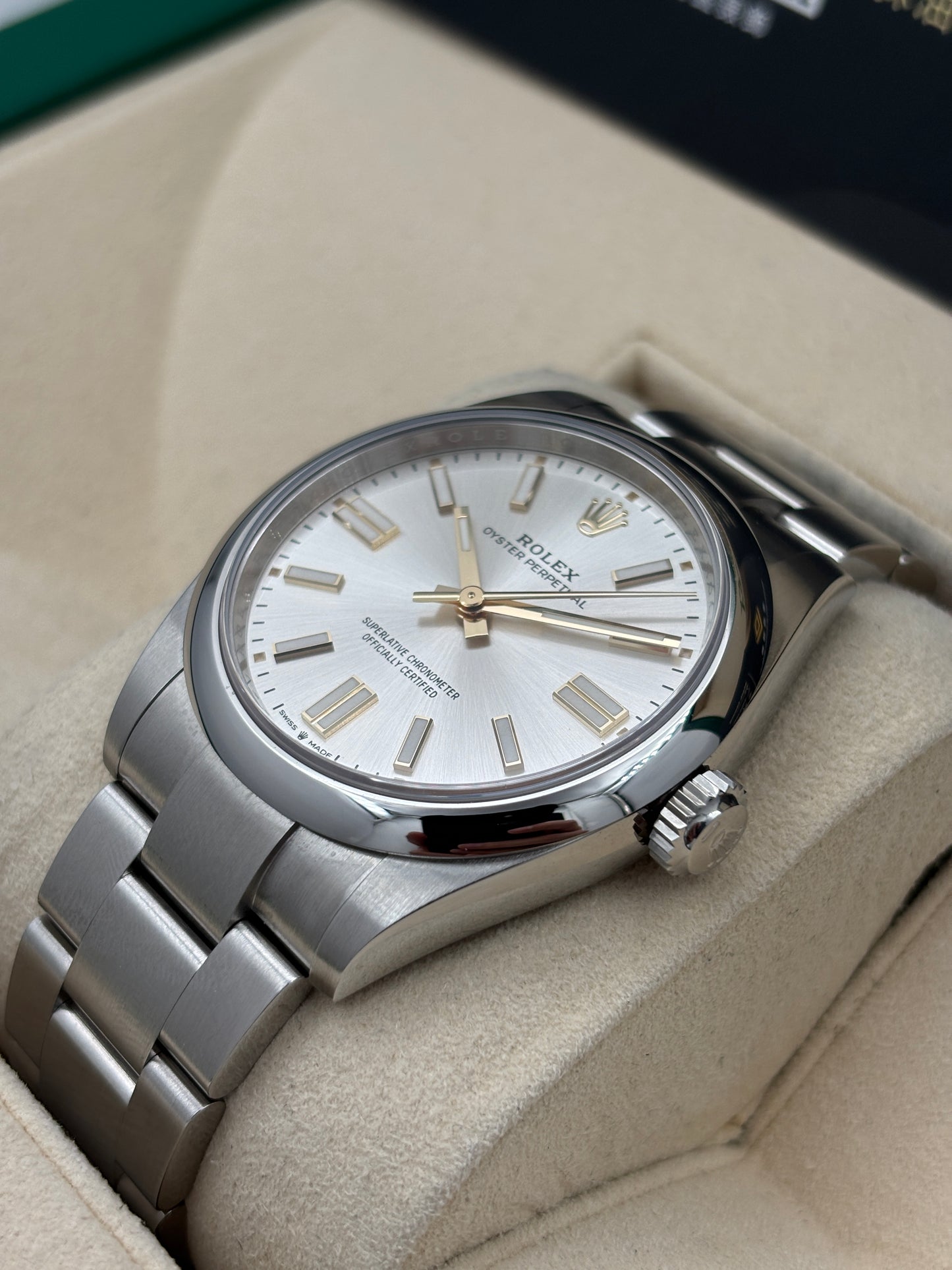 二手 USED  ROLEX 勞力士 OYSTER PERPETUAL 134300 銀色 2026年1月 未打磨 99.99%新 全套 FULL SET