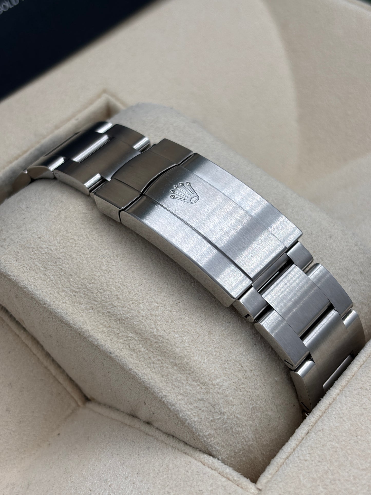 全新 NEW  ROLEX 勞力士 OYSTER PERPETUAL 134300 銀色 2026年7月 新木卡 全套 FULL SET