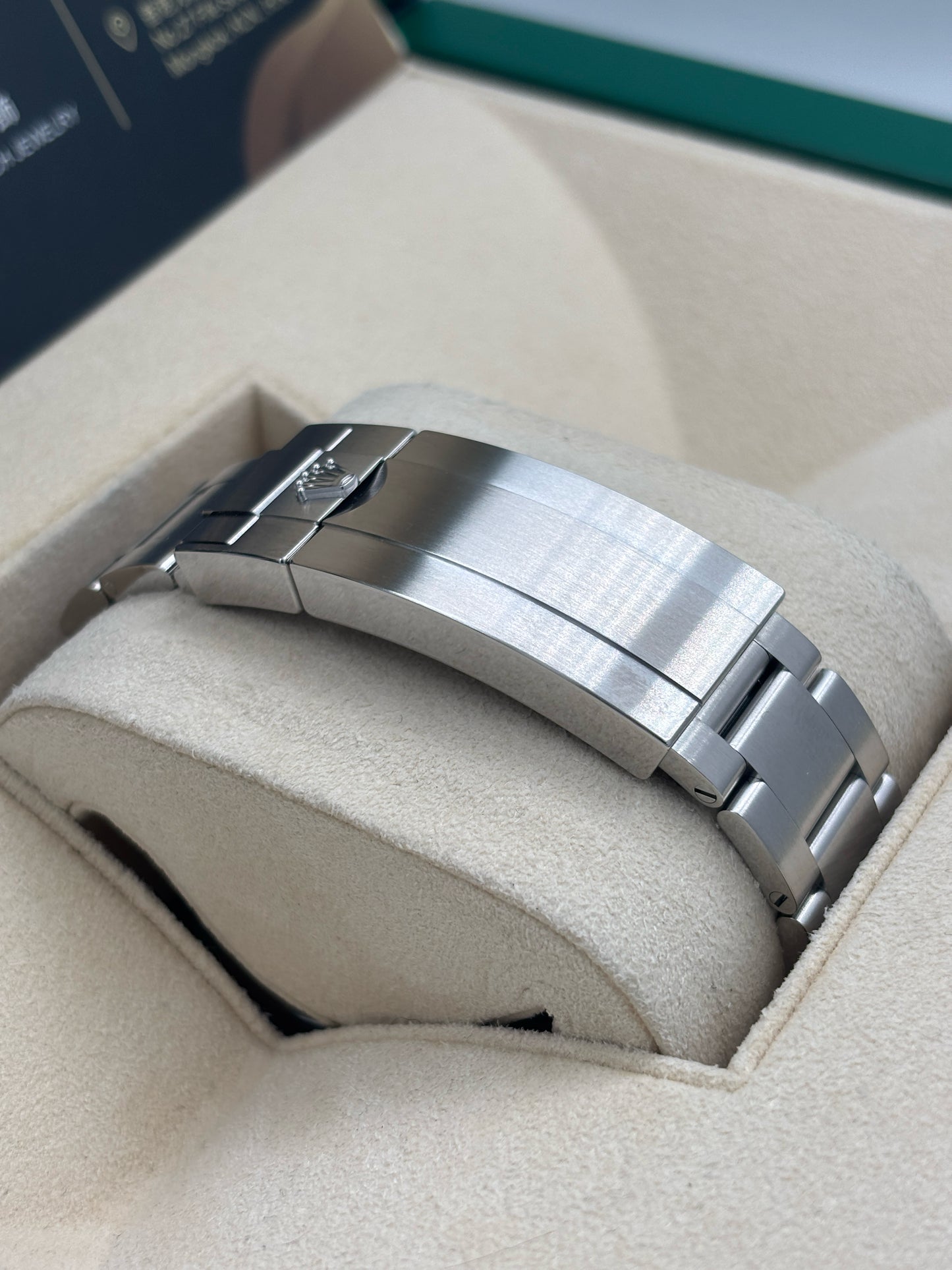 NEW ROLEX 勞力士 SUBMARINER 124060 2025年12月 黑色 全套 FULL SET