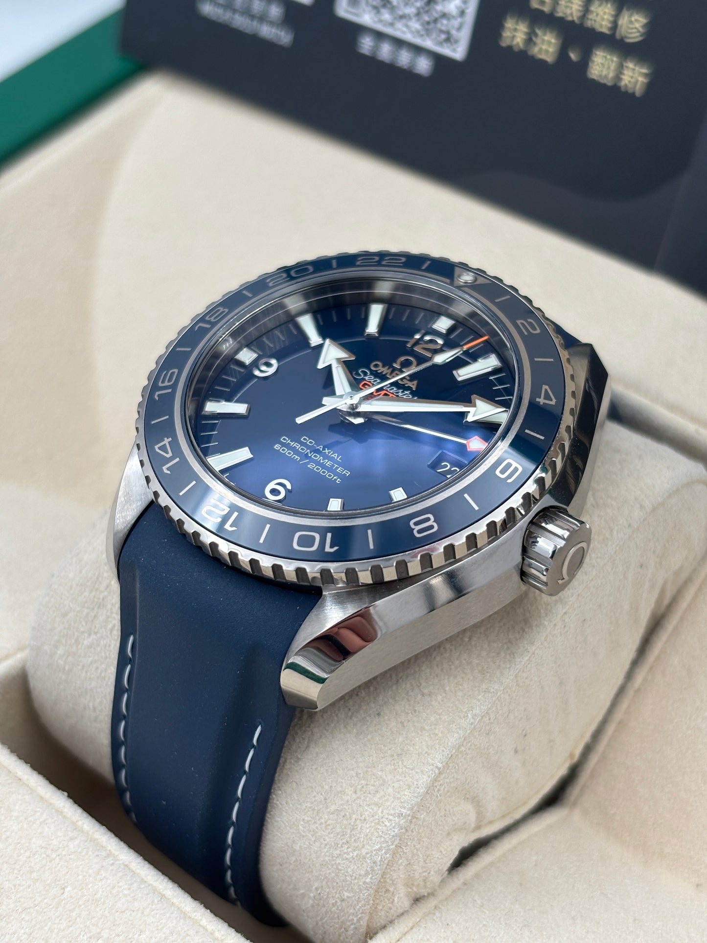 二手 USED  OMEGA 歐米茄 SEAMASTER PLANET OCEAN 232.92.44.22.03.001 藍色 OPEN DAY 鈦金屬 99.99%新 全套 FULL SET