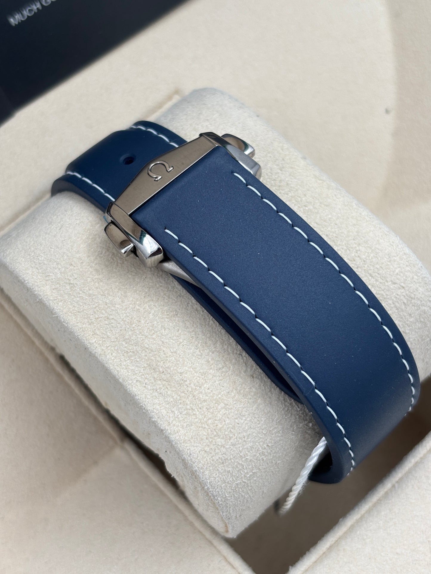 二手 USED  OMEGA 歐米茄 SEAMASTER PLANET OCEAN 232.92.44.22.03.001 藍色 OPEN DAY 鈦金屬 99.99%新 全套 FULL SET